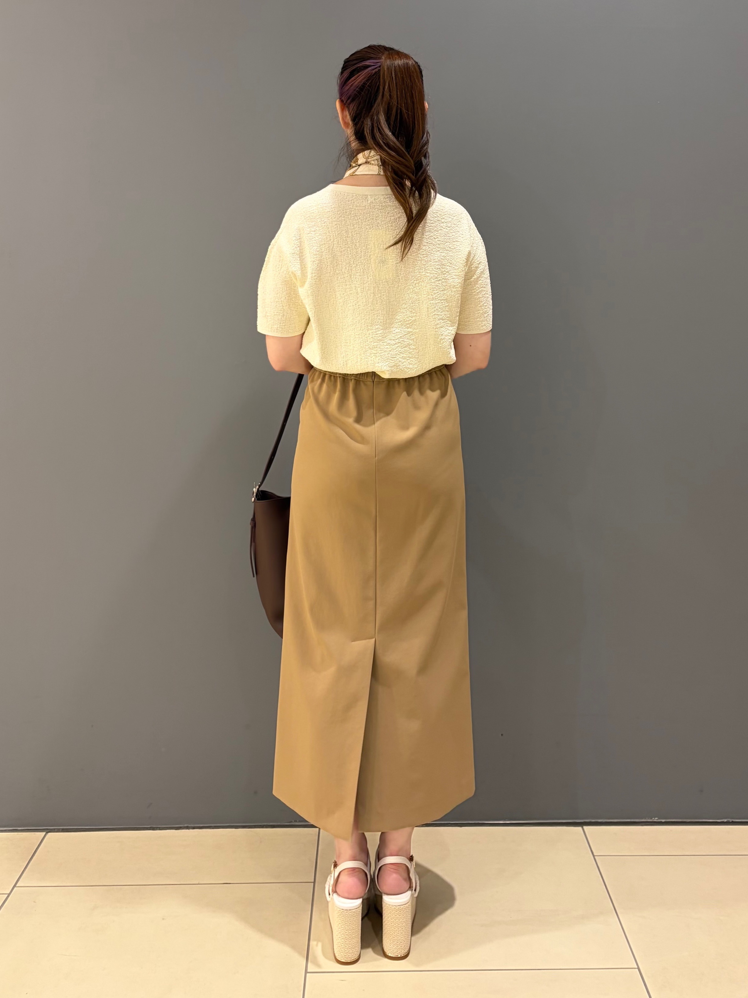 miさんの「UNTITLED｜【セットアップ可/ストレッチ性】ドライタッチニットプルオーバー」を使ったコーディネート