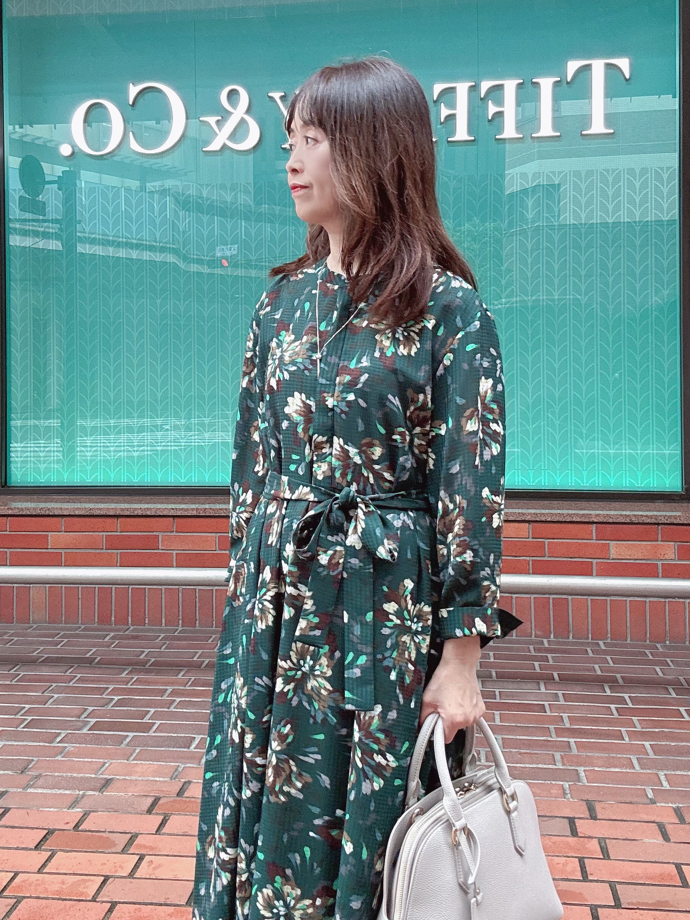 makiさんの「UNTITLED｜フラワープリントワンピース」を使ったコーディネート