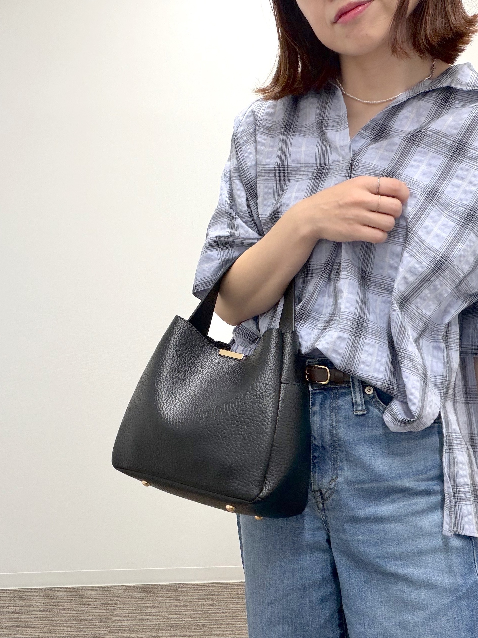 saoriさんの「チェック柄サッカーブラウス」を使ったコーディネート