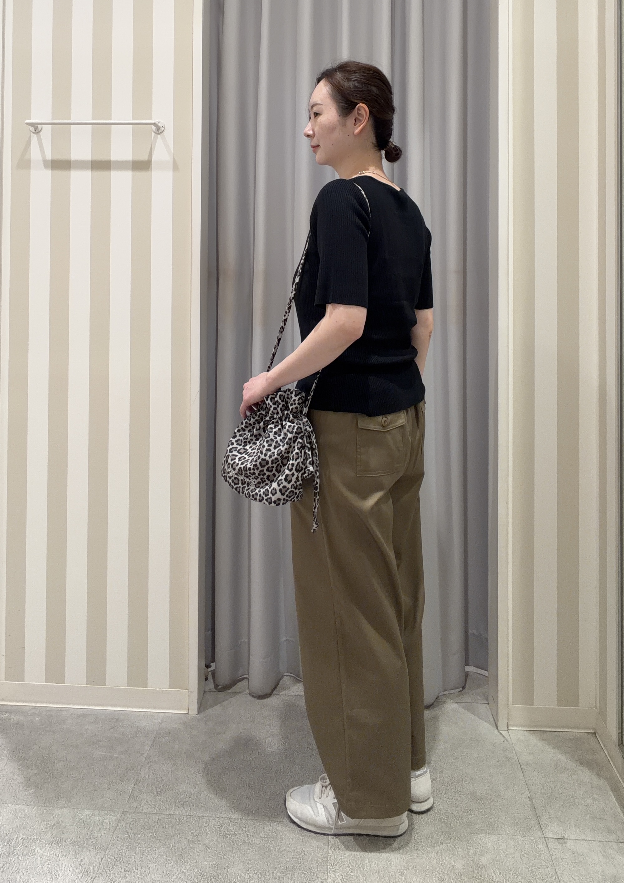 Nanaさんの「SHOO･LA･RUE｜【毛玉になりにくい/洗濯機可/S-LL】大人上品な 5分袖スクエアトップス」を使ったコーディネート