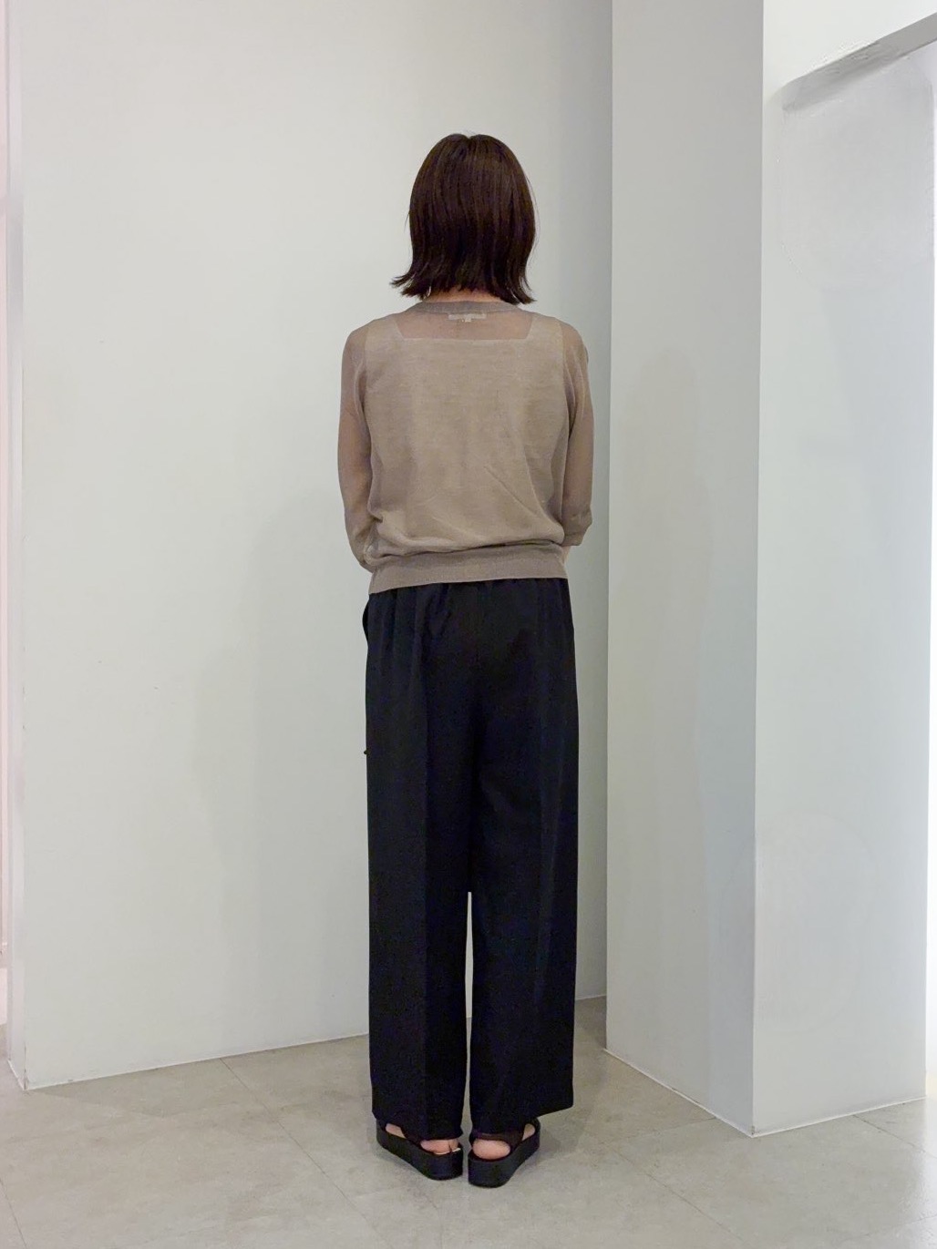 kanakoさんの「grove｜高評価！【洗える/名品】大人の透け感、シアーカーディガン」を使ったコーディネート