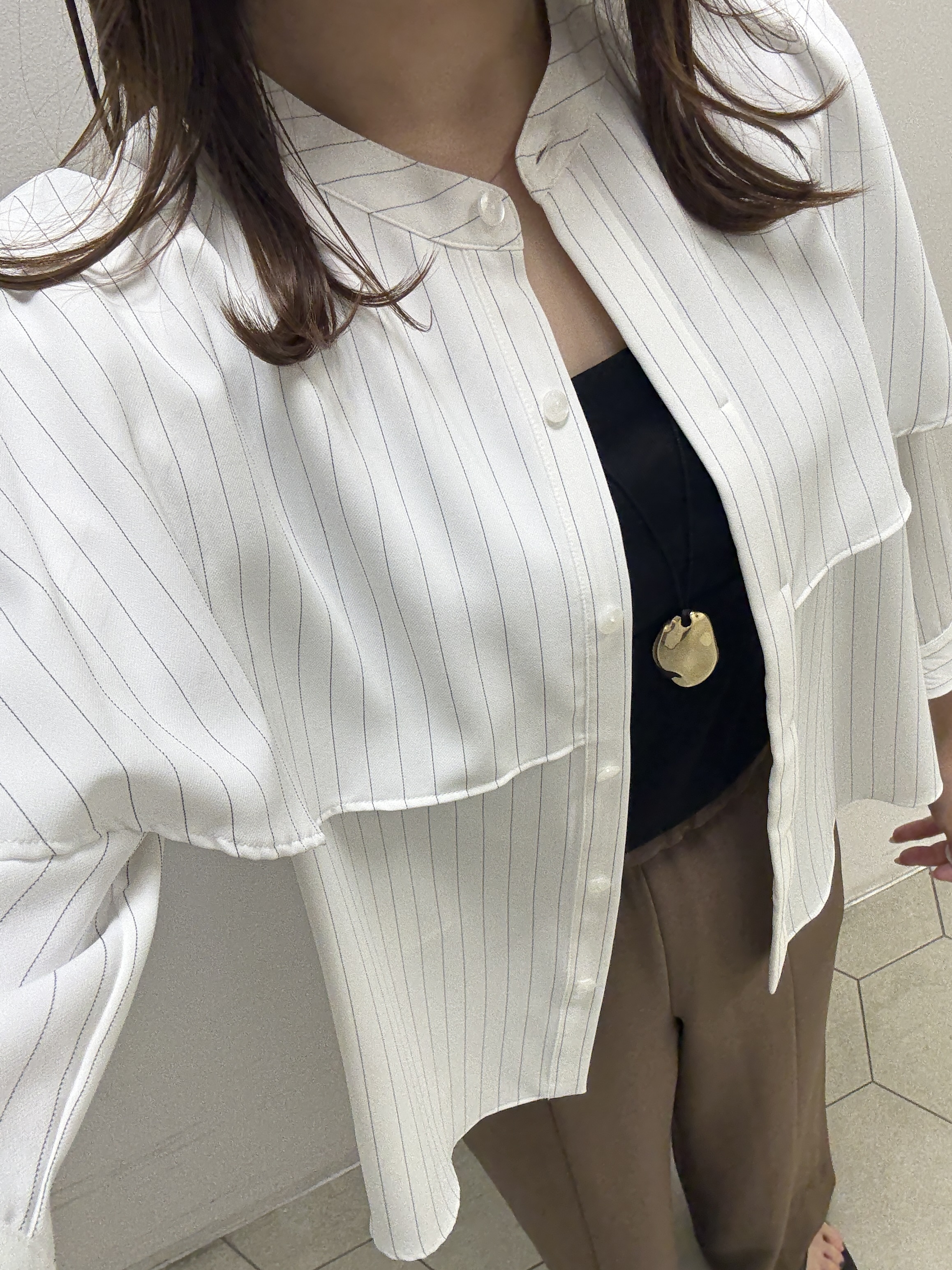 kahoさんの「INDIVI｜【接触冷感/UVケア/夏羽織り/着る日傘】ケープ風ブラウス」を使ったコーディネート