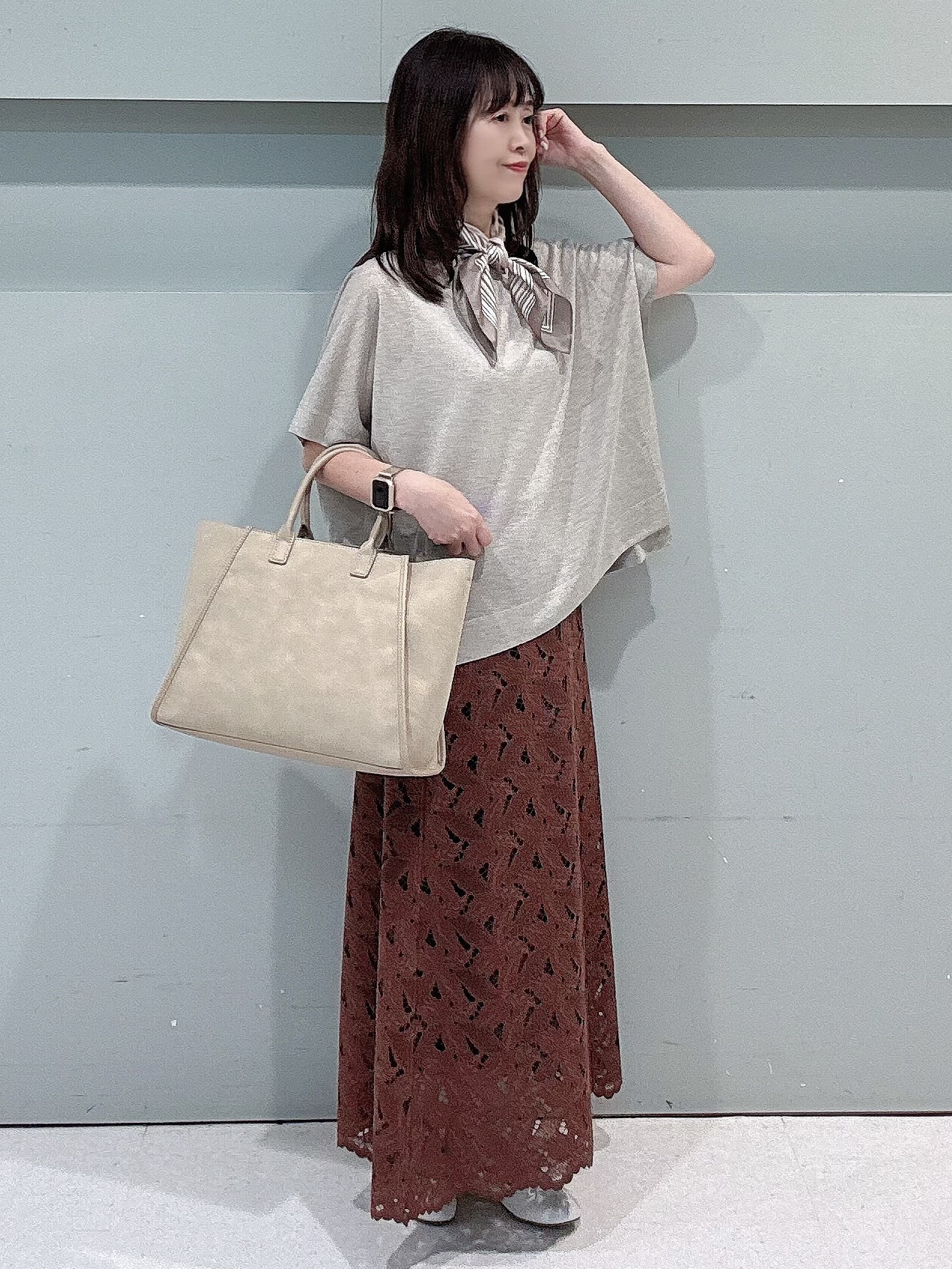 makiさんの「UNTITLED｜【アンサンブル可/品のある透け感】Tシャツ風ニットトップス」を使ったコーディネート