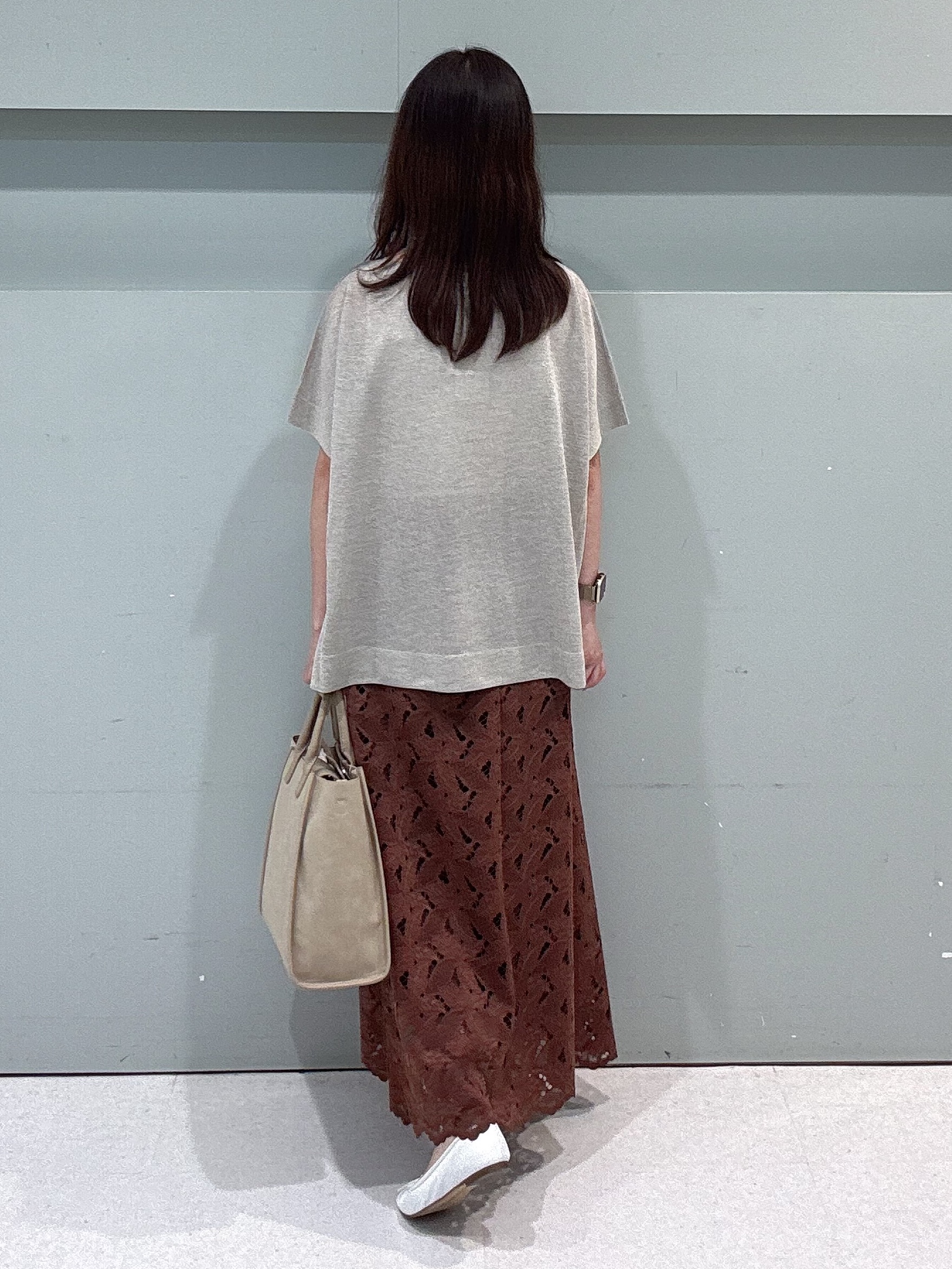 makiさんの「UNTITLED｜【アンサンブル可/品のある透け感】Tシャツ風ニットトップス」を使ったコーディネート