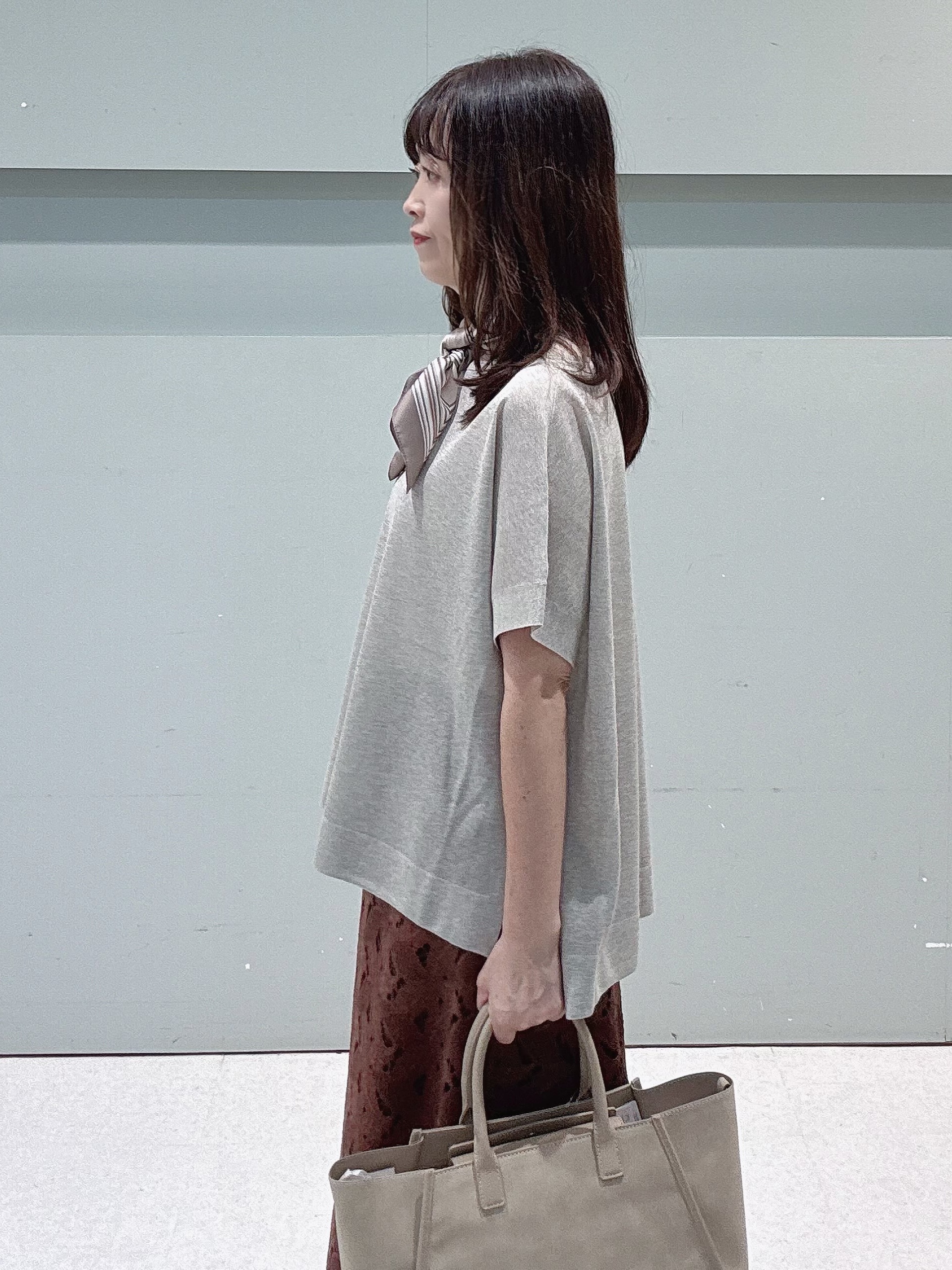 makiさんの「UNTITLED｜【アンサンブル可/品のある透け感】Tシャツ風ニットトップス」を使ったコーディネート