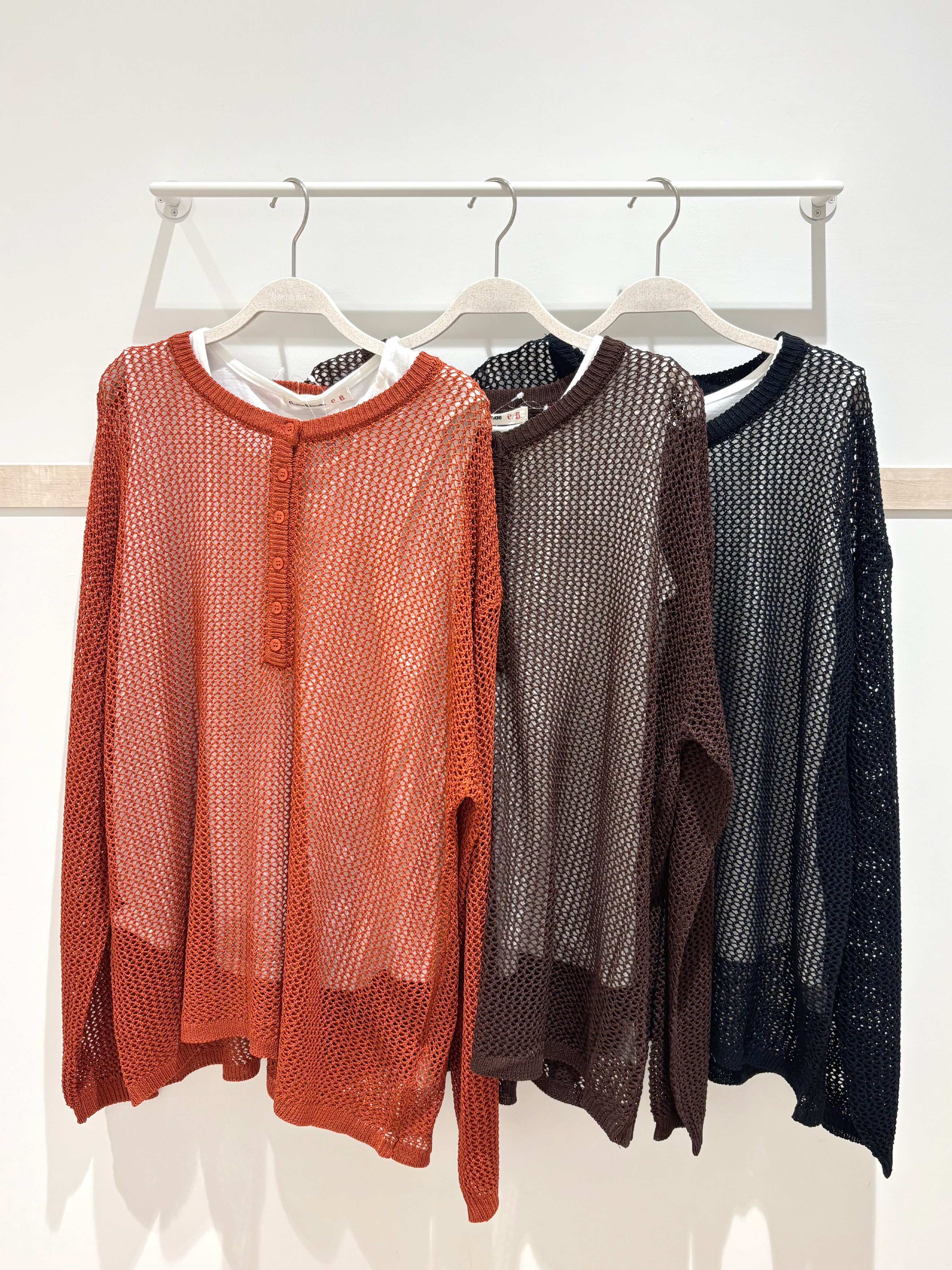 donpiさんの「SHOO･LA･RUE｜【2点セット/洗濯機可/S-LL】ヘンリーネックメッシュニット+タンクトップセット」を使ったコーディネート