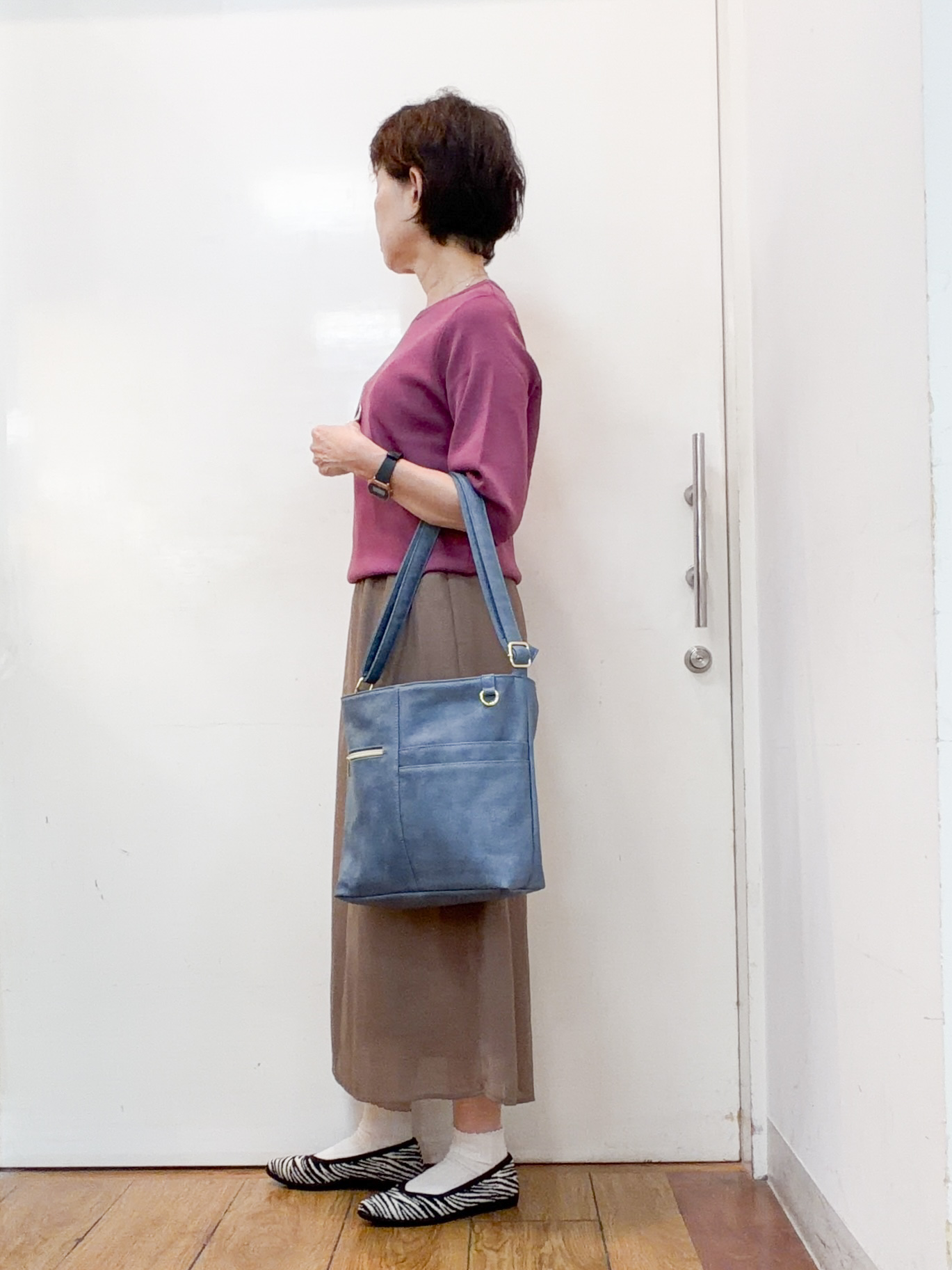 みぃさんの「SHOO･LA･RUE｜【ガンガン洗える/ひんやり/UV/毛玉になりにくい】二の腕見せない 5分袖ニット」を使ったコーディネート