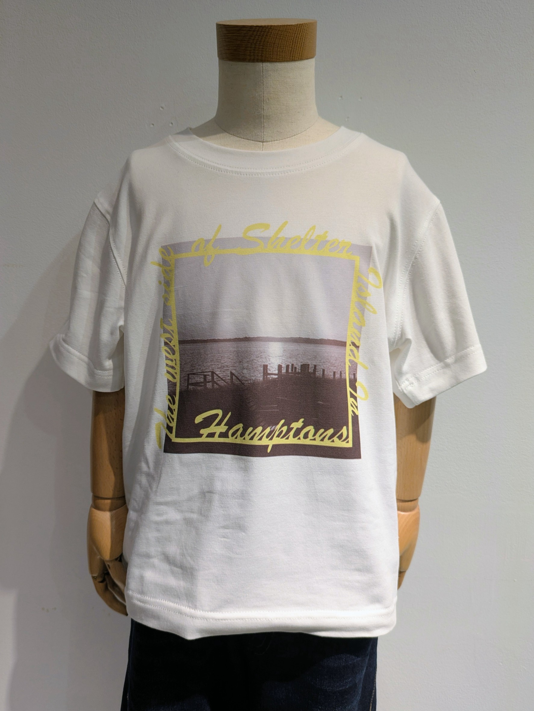 Yoshidaさんの「Dessin｜グラフィックデザインTシャツ」を使ったコーディネート