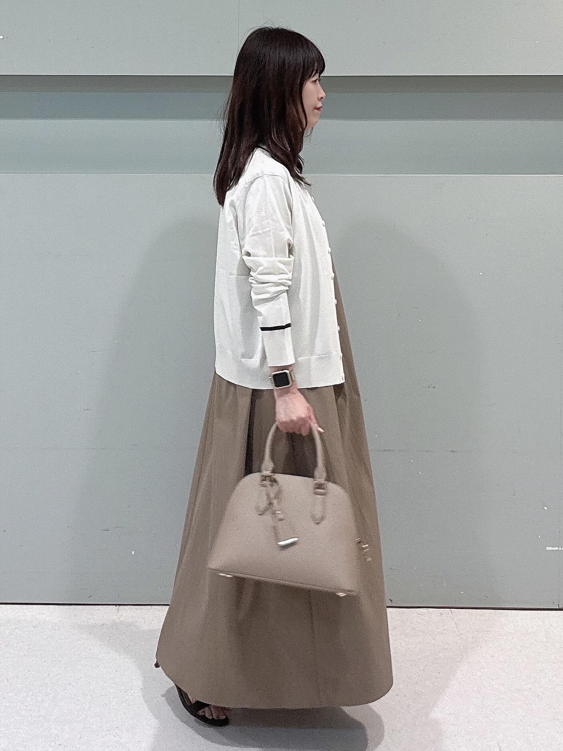 makiさんの「UNTITLED｜【アンサンブル可能/秋羽織り】コンパクトニットカーディガン」を使ったコーディネート