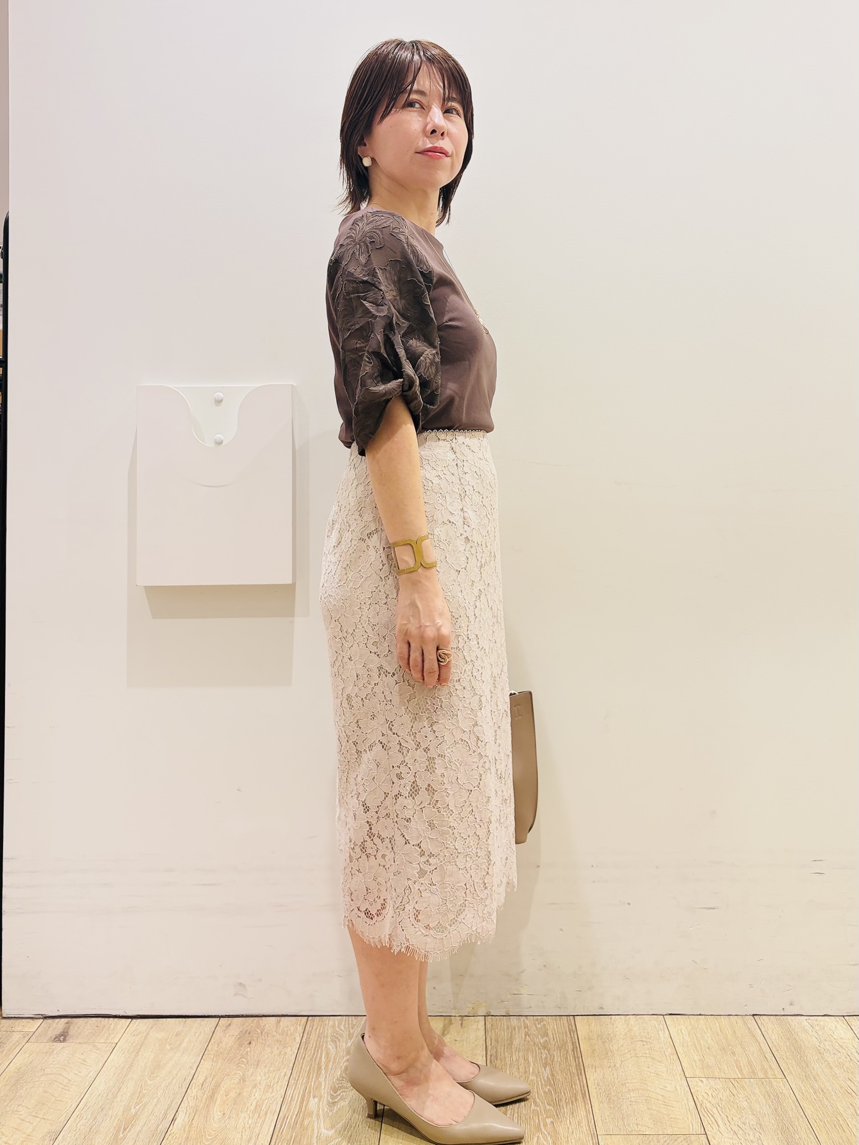YUKOさんの「index｜【接触冷感／UVケア】ジャカードドッキングスリーブトップス《洗濯機OK》」を使ったコーディネート