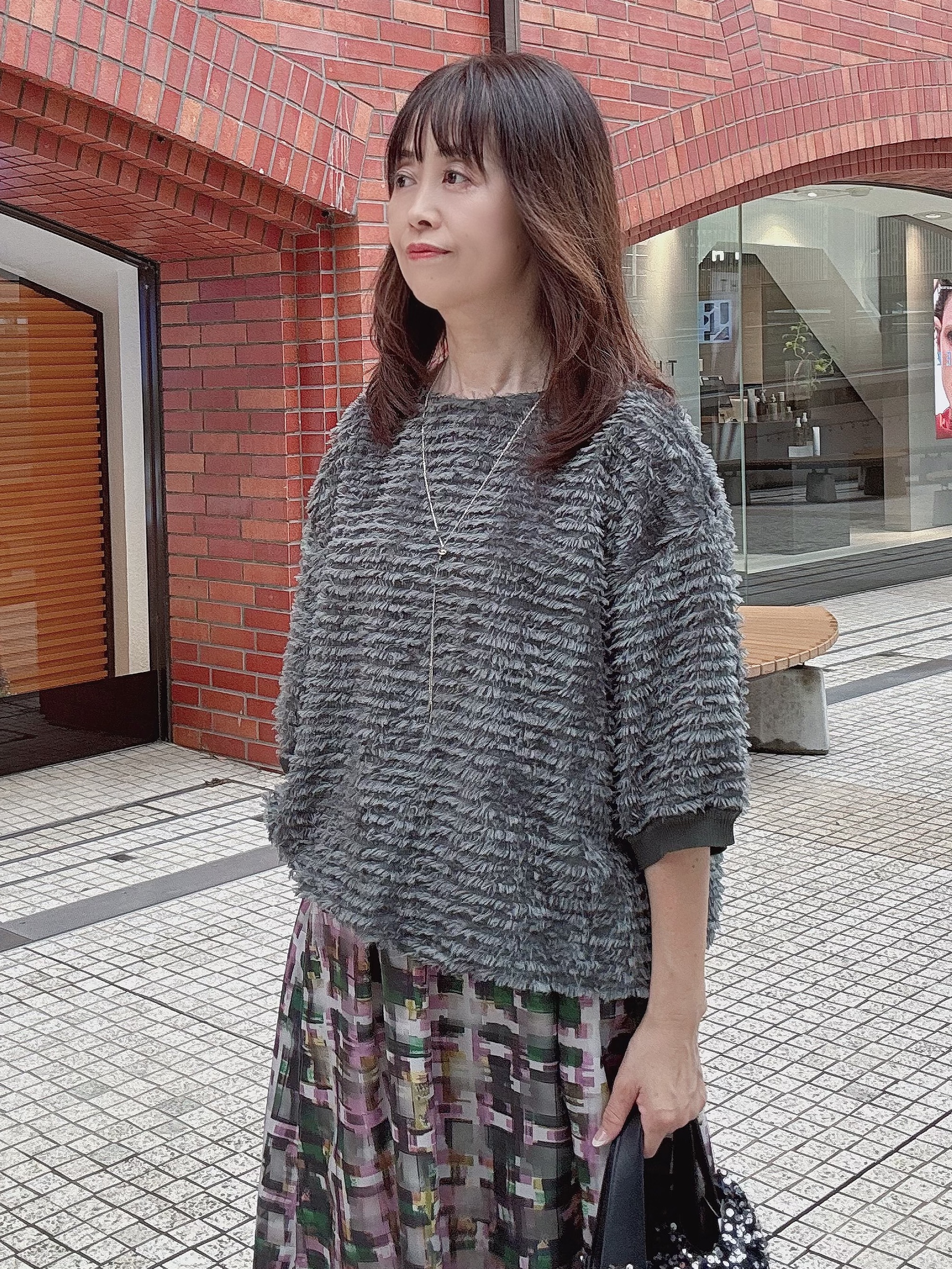makiさんの「UNTITLED｜【秋映え/体型カバー】フェザージャガードプルオーバー」を使ったコーディネート
