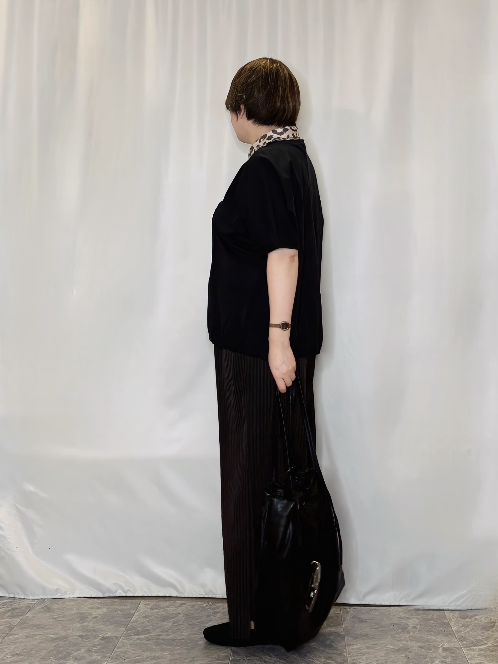 たみさんの「SHOO･LA･RUE｜【洗濯機可/体型カバー】インせず着られる 裾配色 ゆったりバルーントップス」を使ったコーディネート
