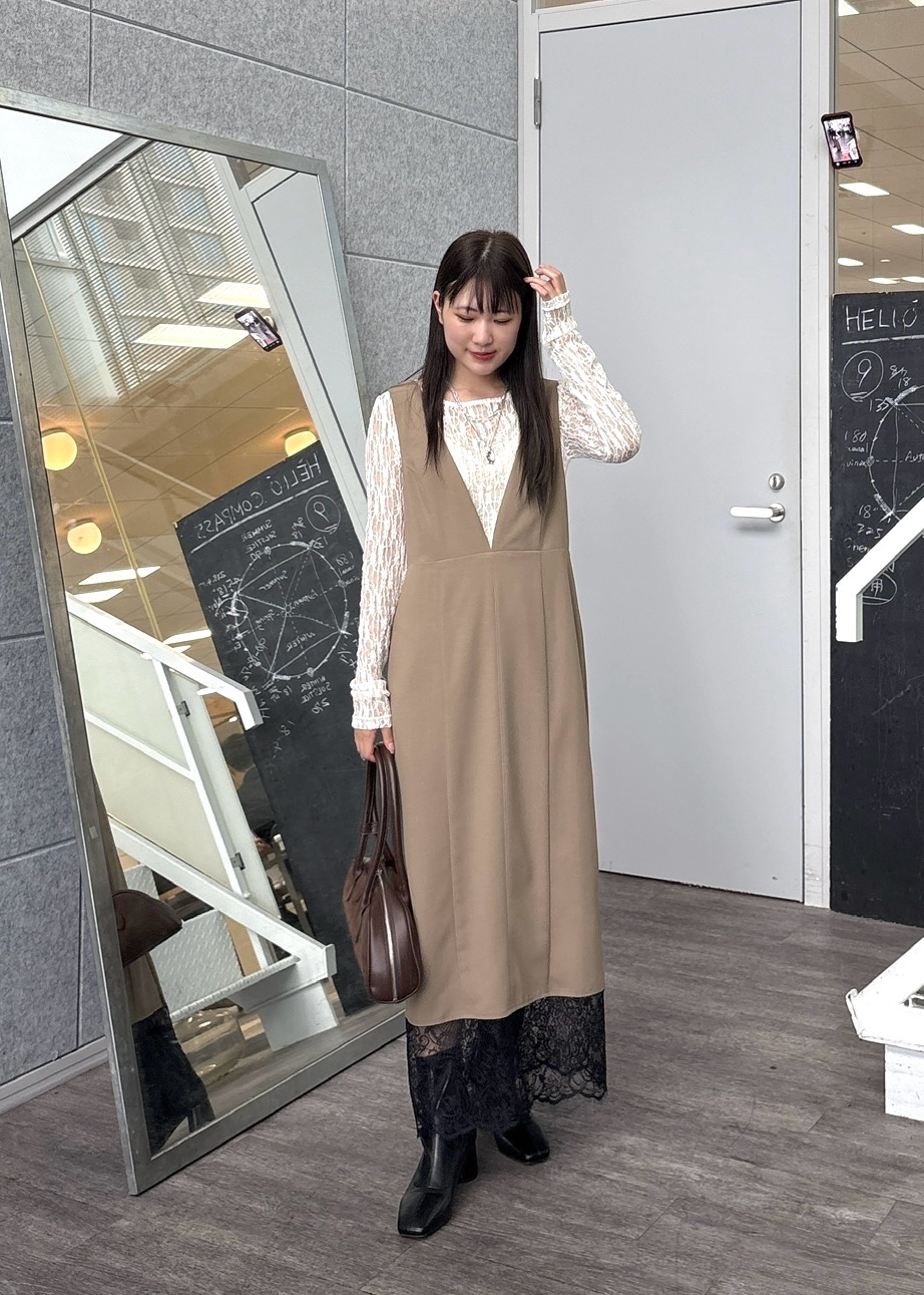 Renoさんの「INDIVI｜シアーレースレイヤードプルオーバー」を使ったコーディネート