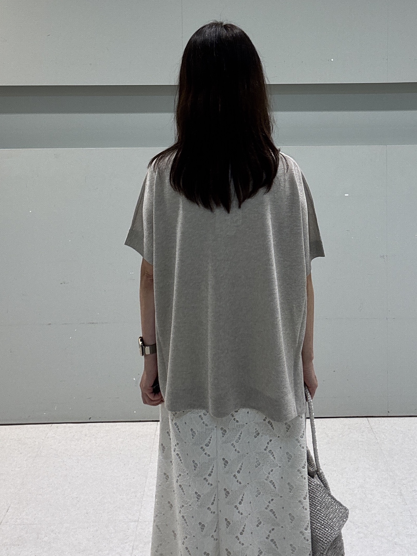 makiさんの「UNTITLED｜【アンサンブル可/品のある透け感】Tシャツ風ニットトップス」を使ったコーディネート