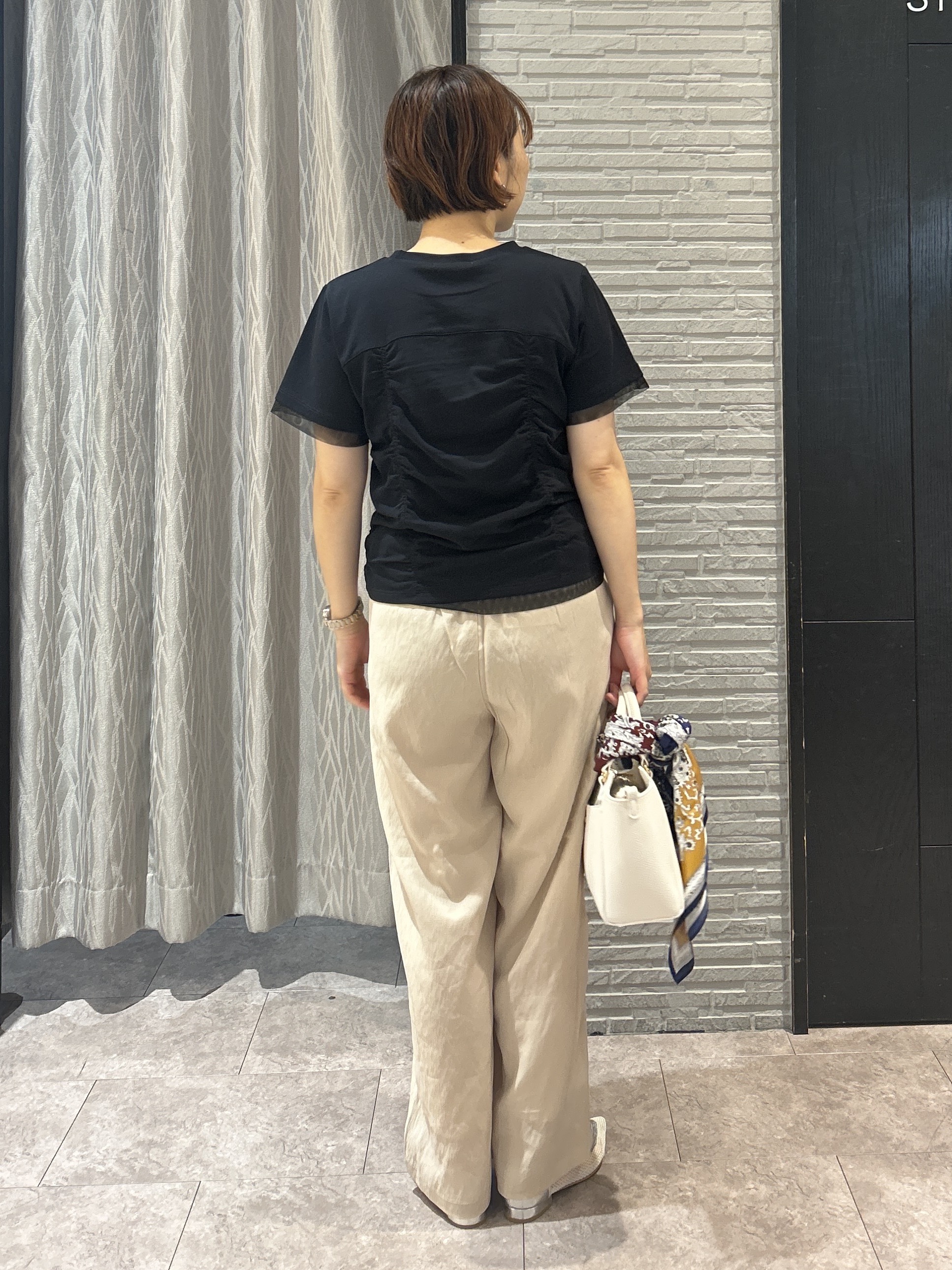 ga_riさんの「THE SHOP TK｜【ひんやり】シャーリングデザインカットソー」を使ったコーディネート