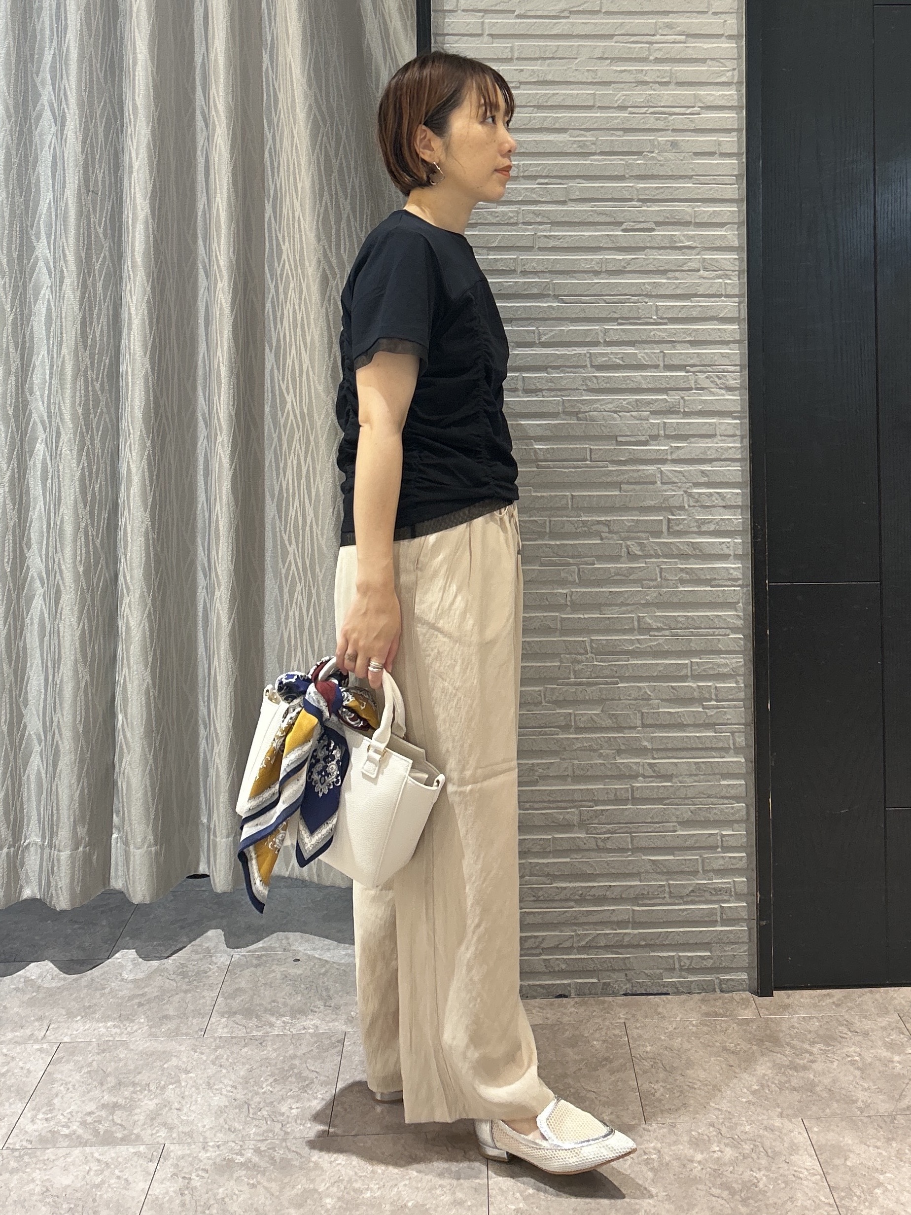 ga_riさんの「THE SHOP TK｜【ひんやり】シャーリングデザインカットソー」を使ったコーディネート