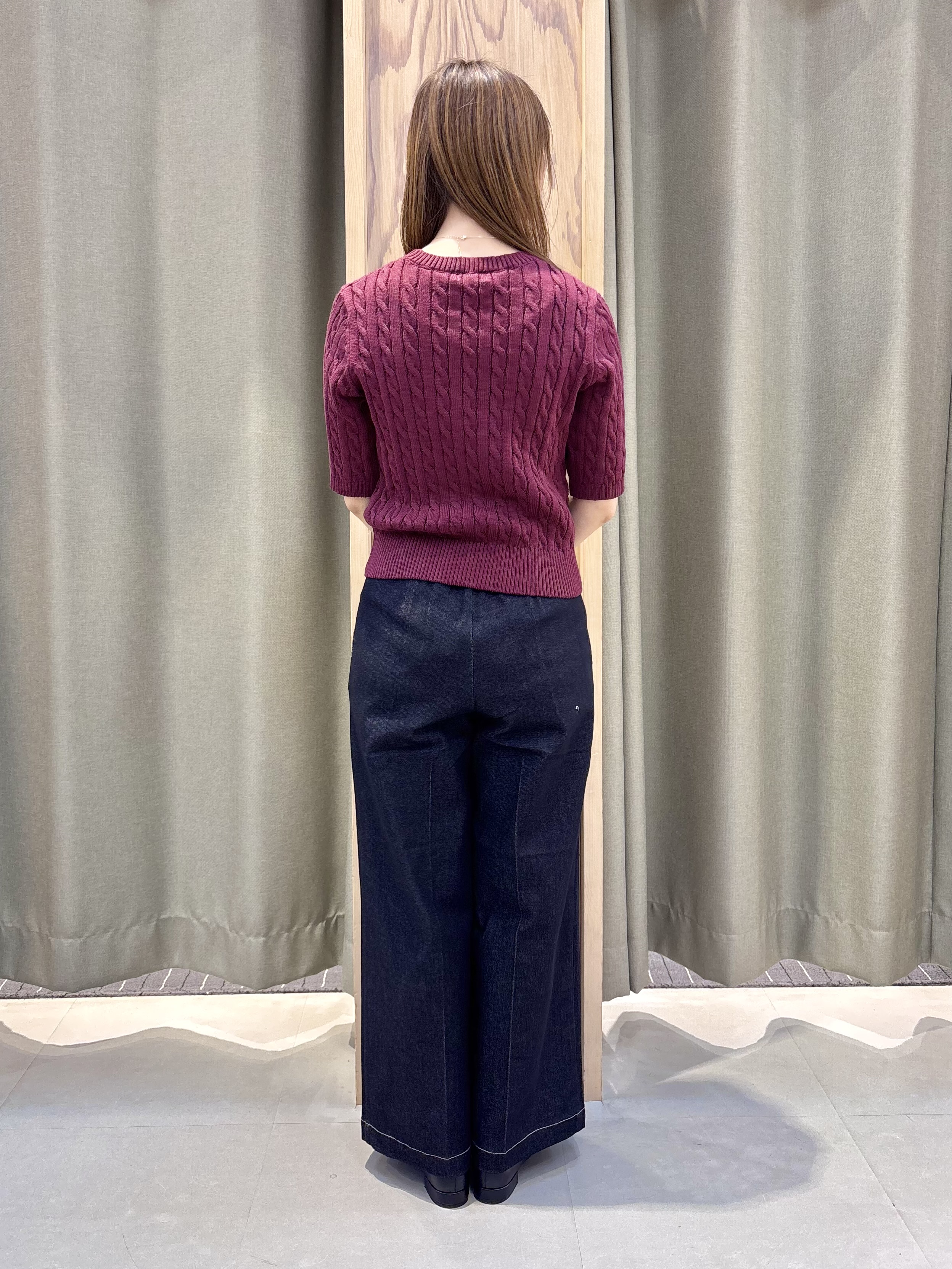 HaNeさんの「THE SHOP TK｜POLO BCS/ケーブル5分袖ニット」を使ったコーディネート