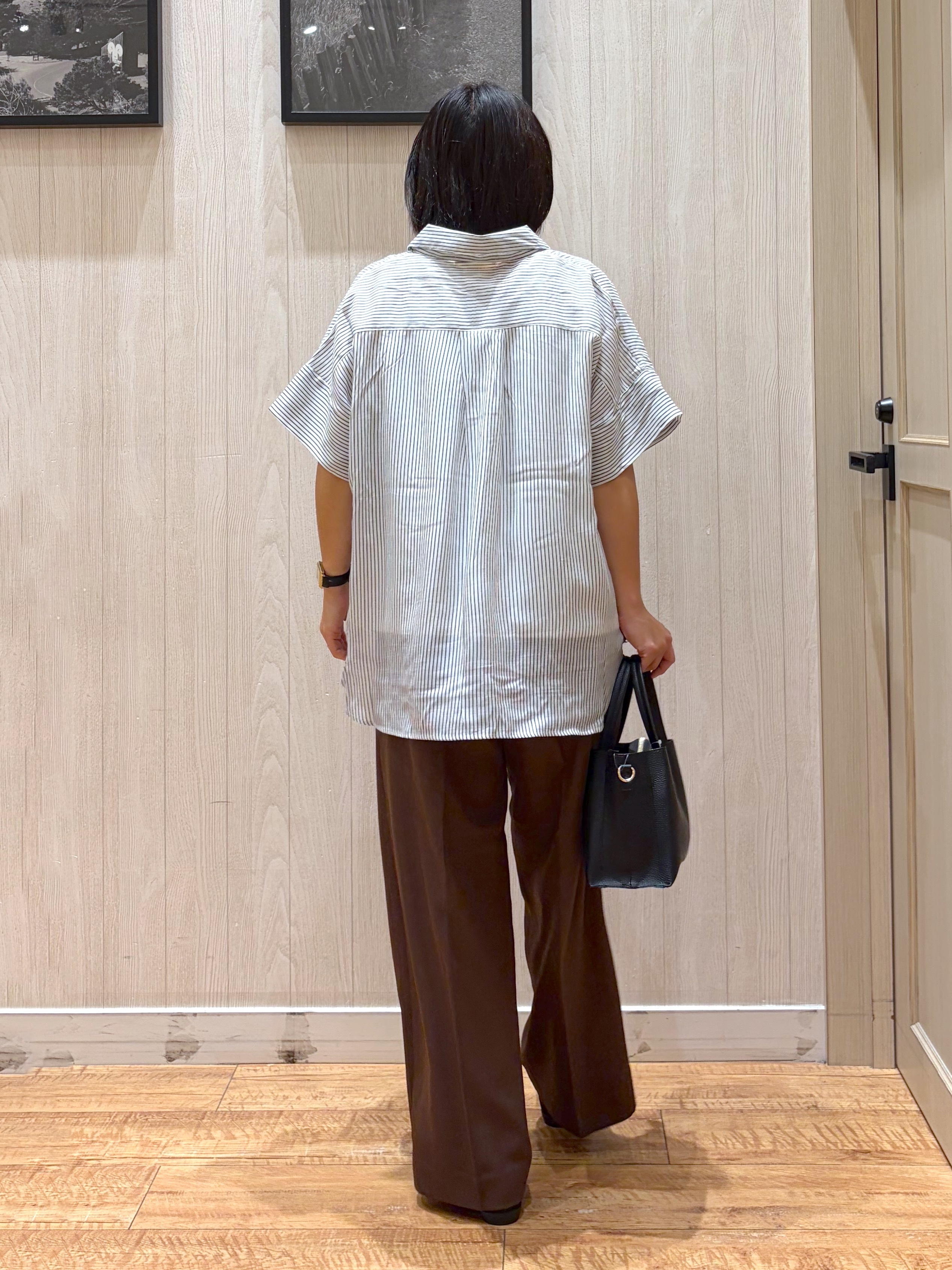 shirayuuuさんの「SHOO･LA･RUE｜【2点セット/S-LL/洗濯機可】時短でコーデ決まる スラブスキッパーシャツ＋タンクトップ」を使ったコーディネート