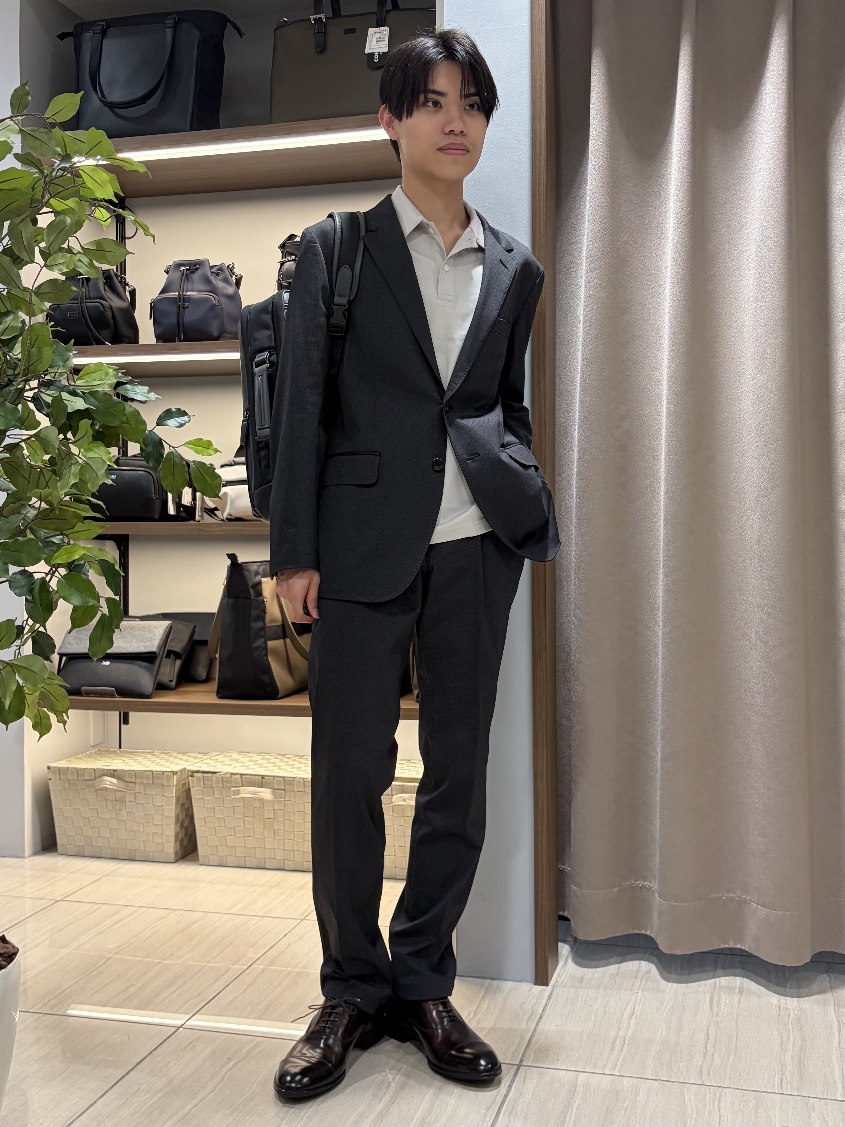 hiroさんの「TAKEO KIKUCHI｜【360&deg;ストレッチ／軽量】None Of Stress ライト ジャケット（セットアップ対応）」を使ったコーディネート