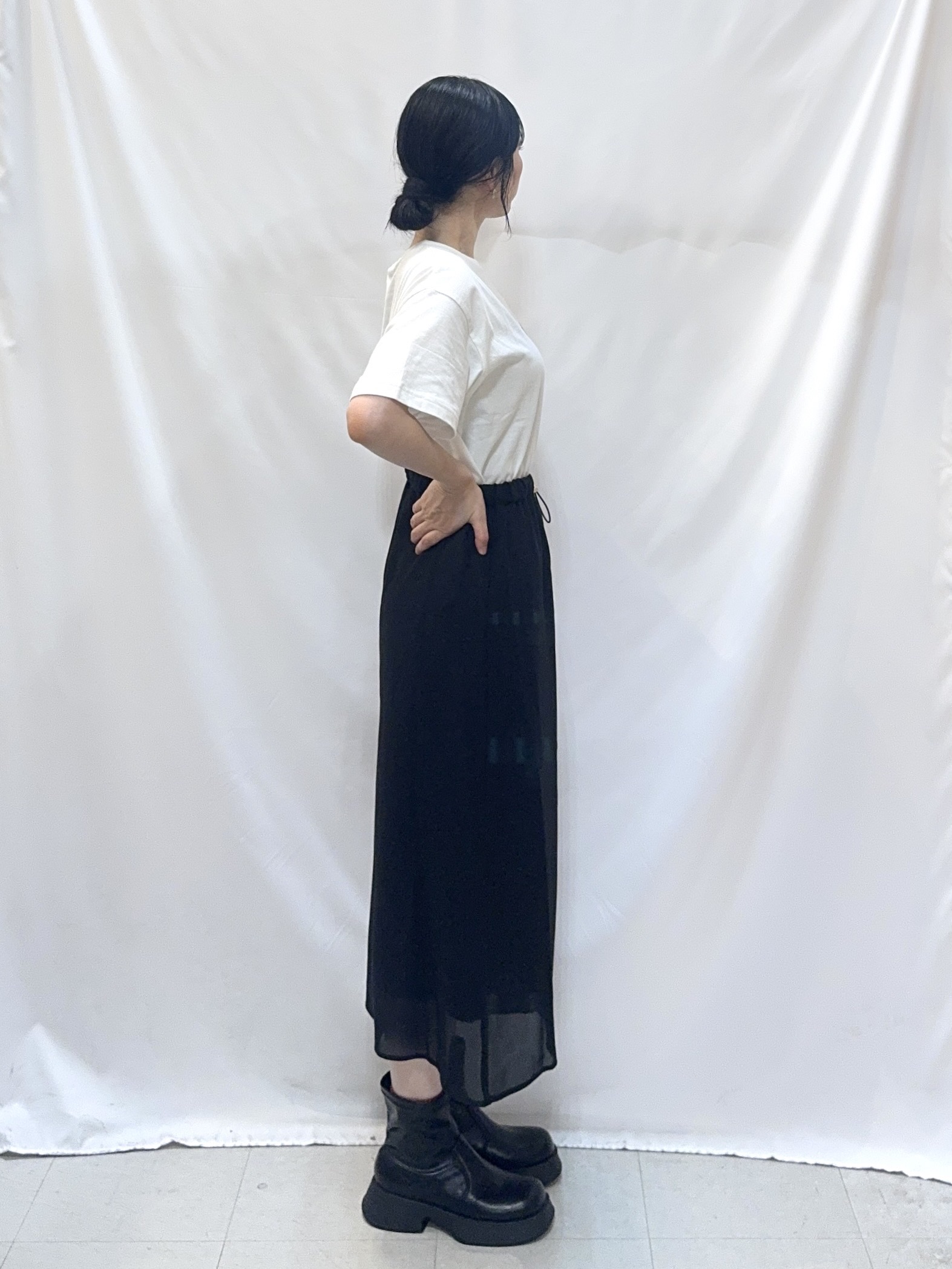 𝐇𝐢𝐫𝐨𝐦𝐢さんの「SHOO･LA･RUE｜【通気性〇/セットアップ可/洗濯機可】メッシュドルマン ジップブルゾン」を使ったコーディネート