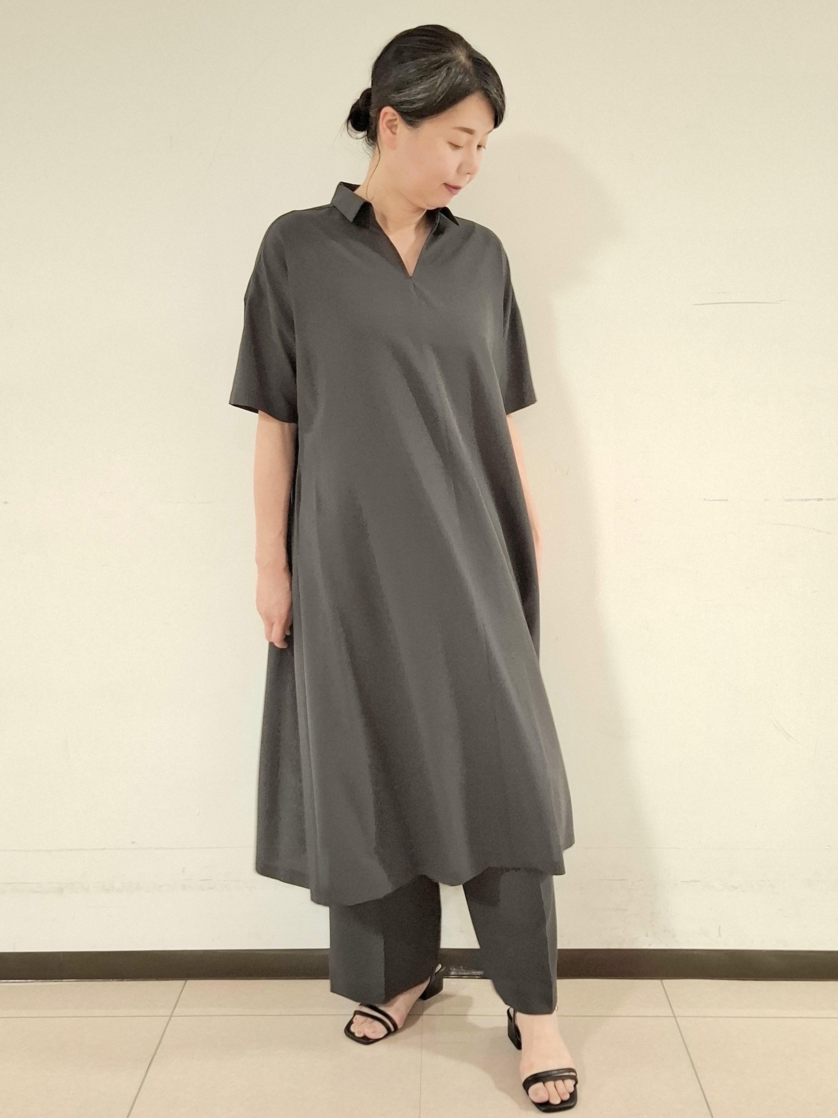 ねぎさんの「UNTITLED｜【残暑も快適/UVカット/接触冷感】エアリークールワンピース」を使ったコーディネート