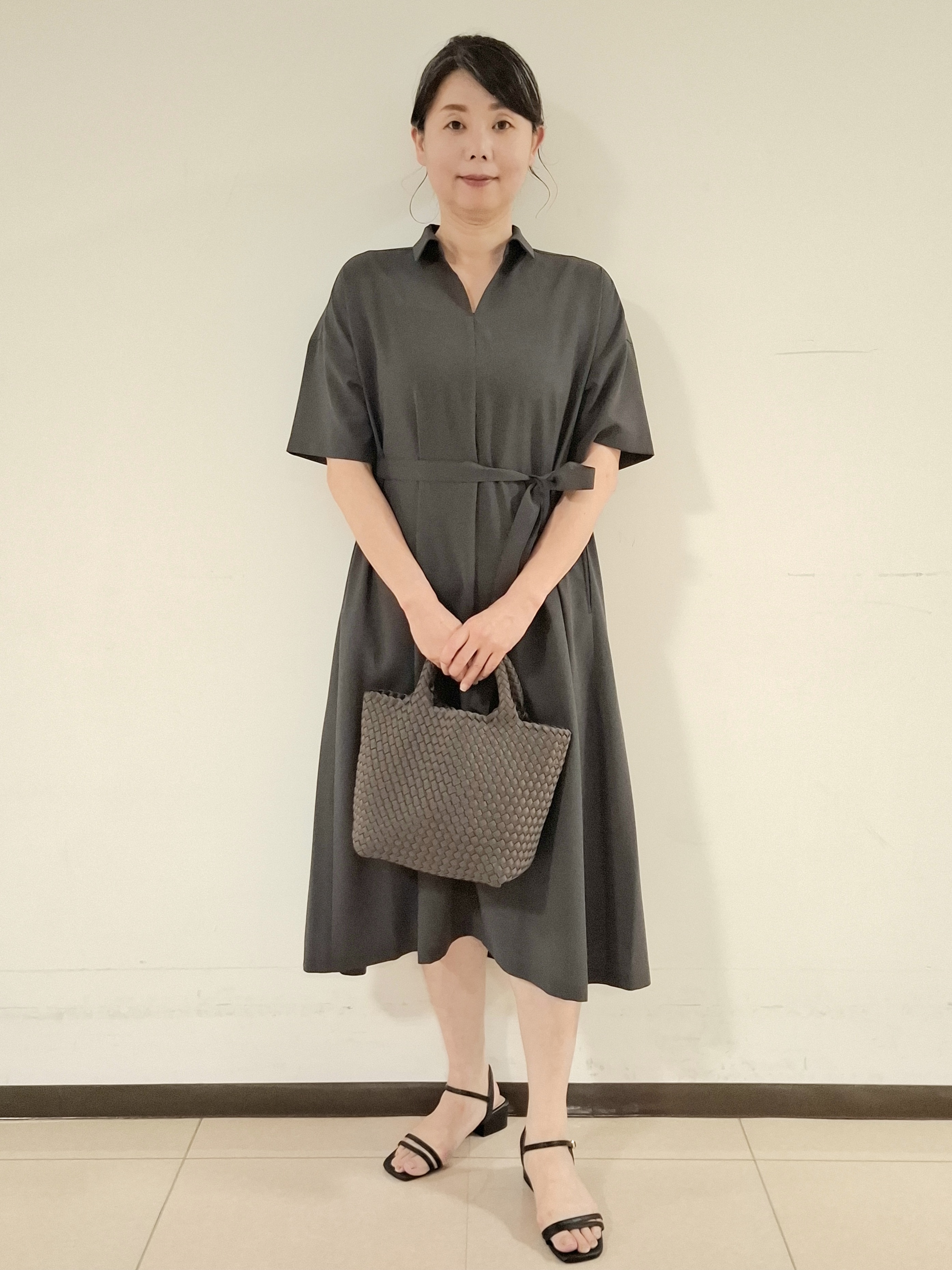ねぎさんの「UNTITLED｜【残暑も快適/UVカット/接触冷感】エアリークールワンピース」を使ったコーディネート