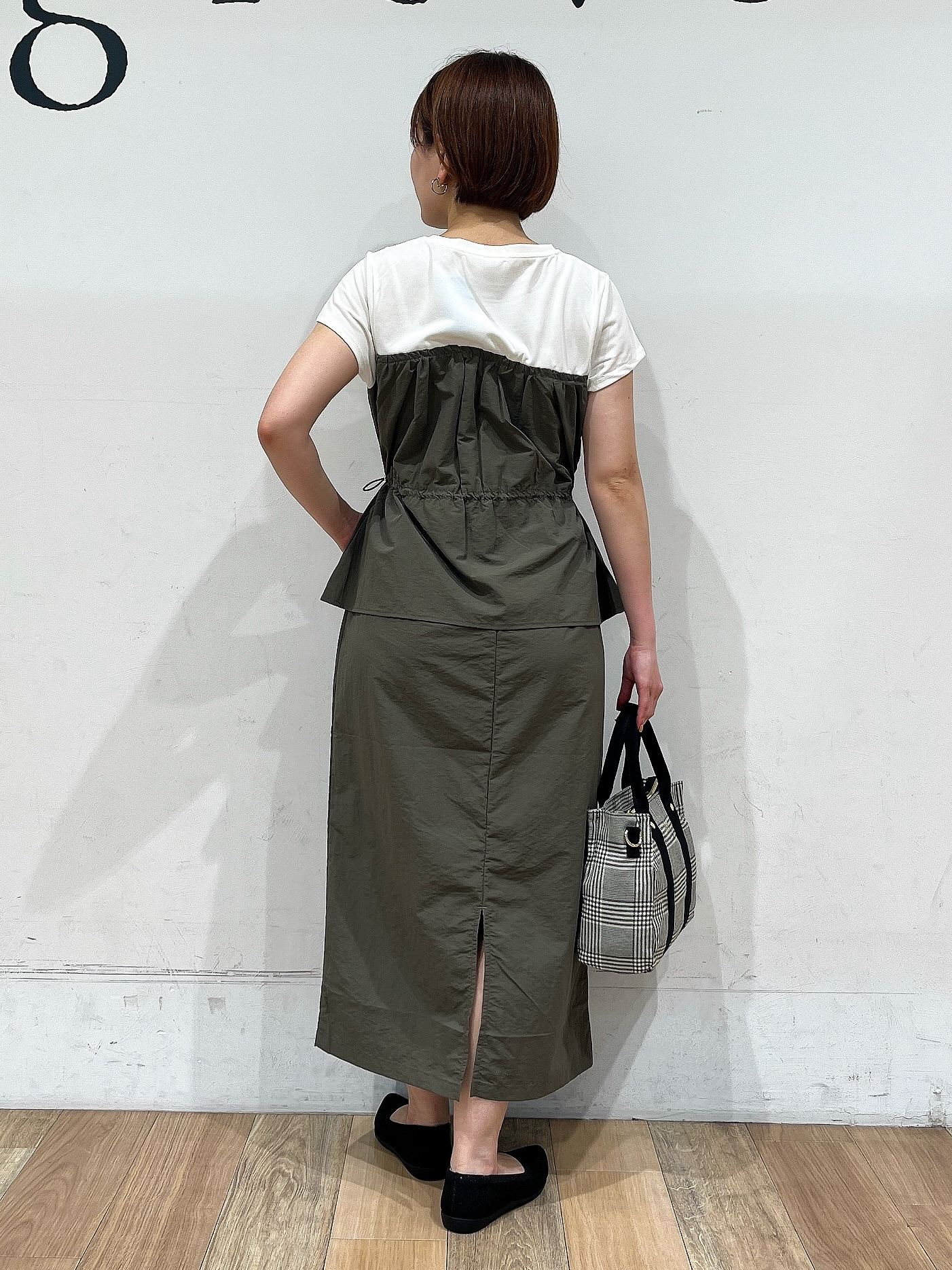山さんさんの「grove｜【低身長さんも選べる着丈・洗濯機◎】1枚で旬顔！Tシャツドッキングドロストワンピース」を使ったコーディネート