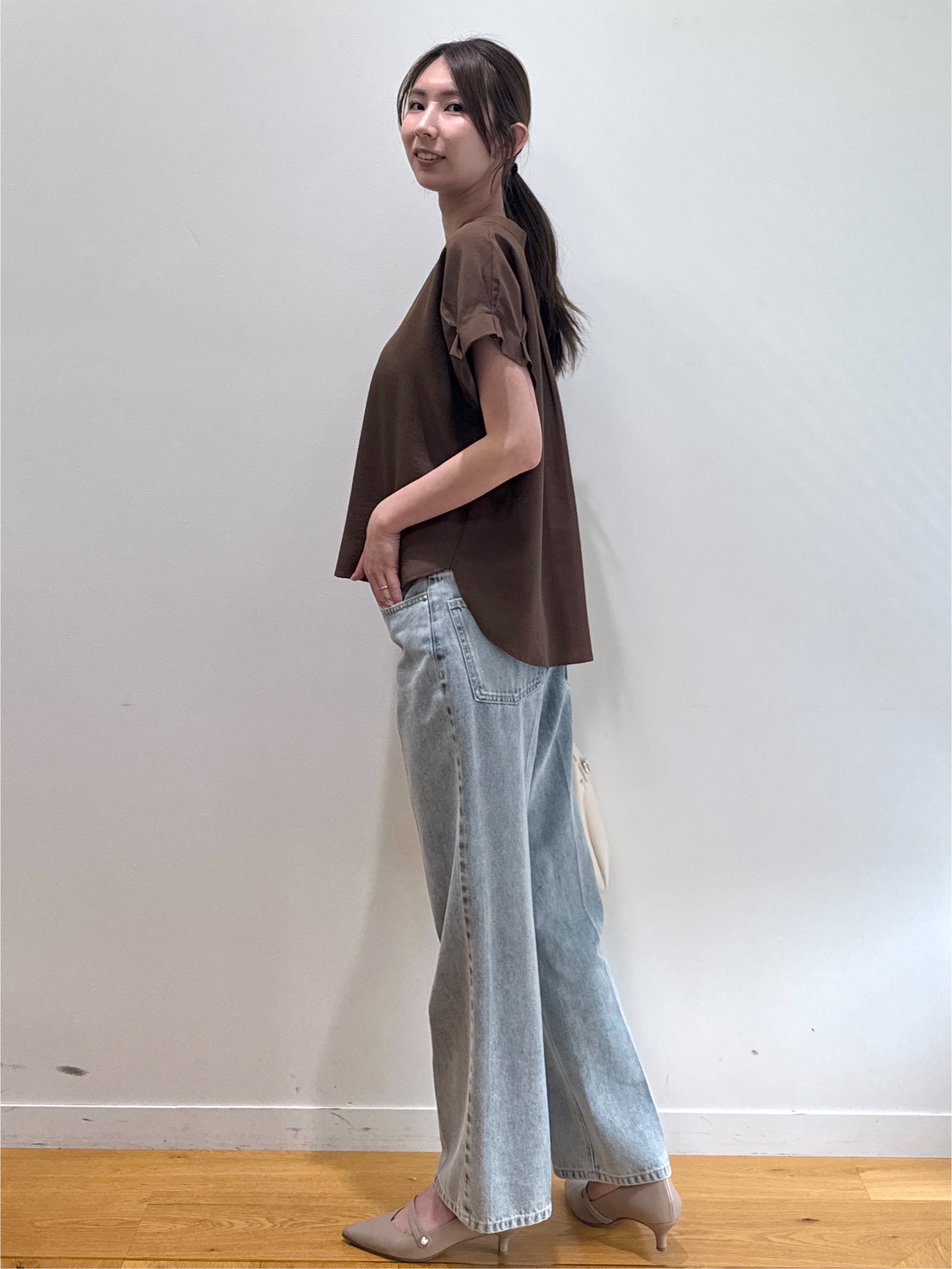 めぐさんの「index｜《丈が選べる》ストレートデニムパンツ【洗濯機洗い可】」を使ったコーディネート
