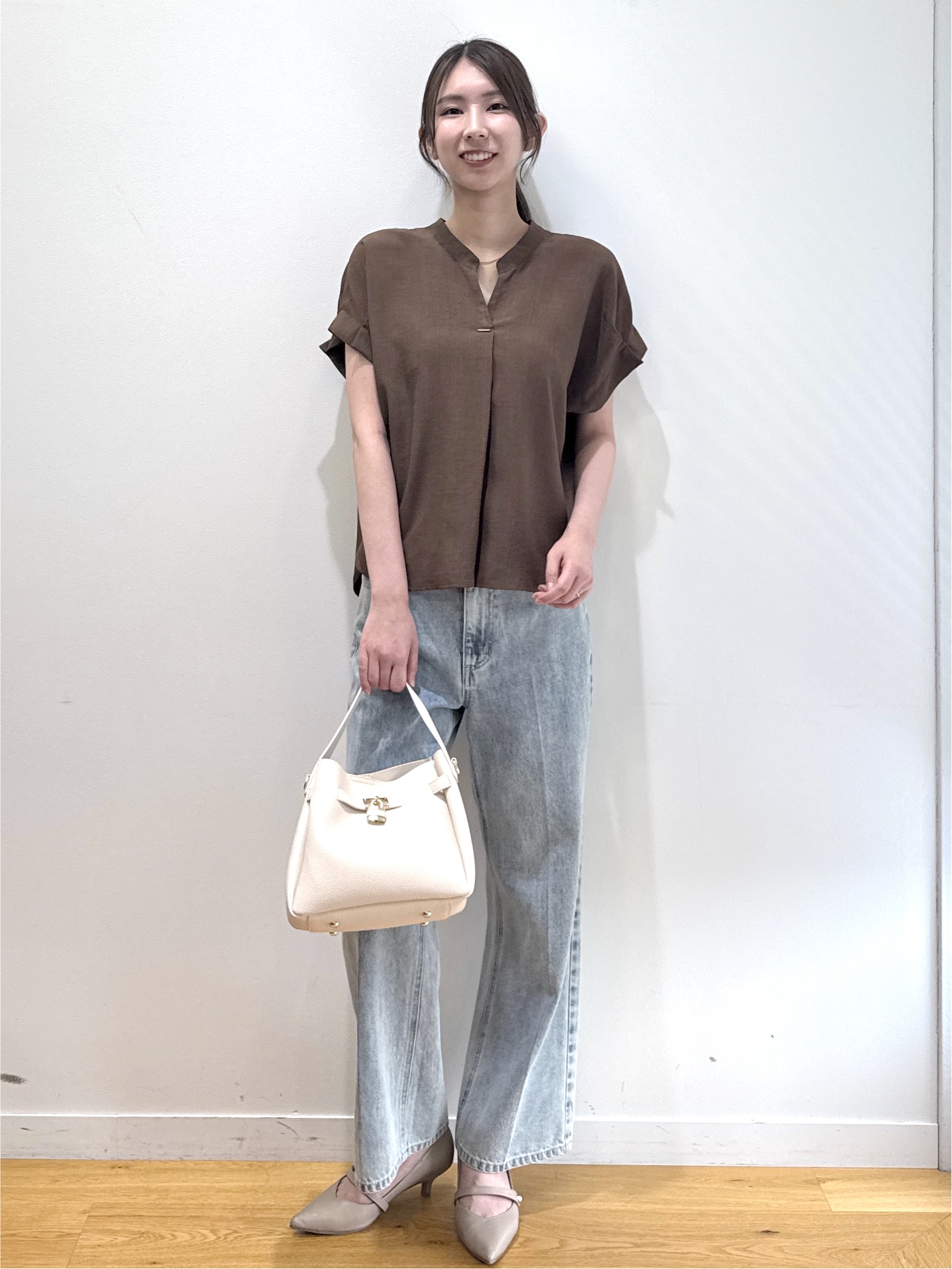 めぐさんの「index｜《丈が選べる》ストレートデニムパンツ【洗濯機洗い可】」を使ったコーディネート