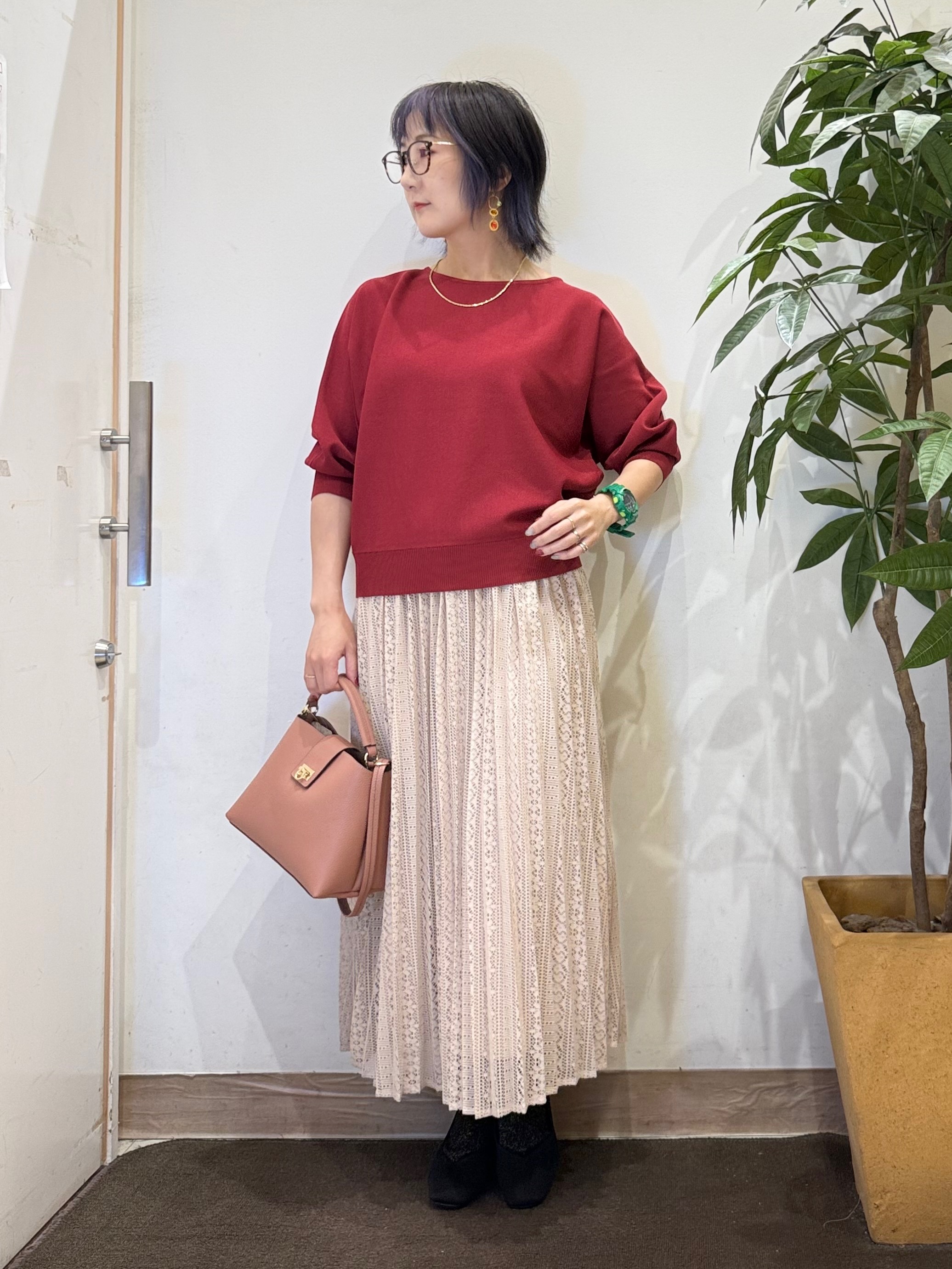 misakiさんの「SHOO･LA･RUE｜【洗濯機可】軽やかでさらっとしたタッチ すっきり見えドルマンニット」を使ったコーディネート
