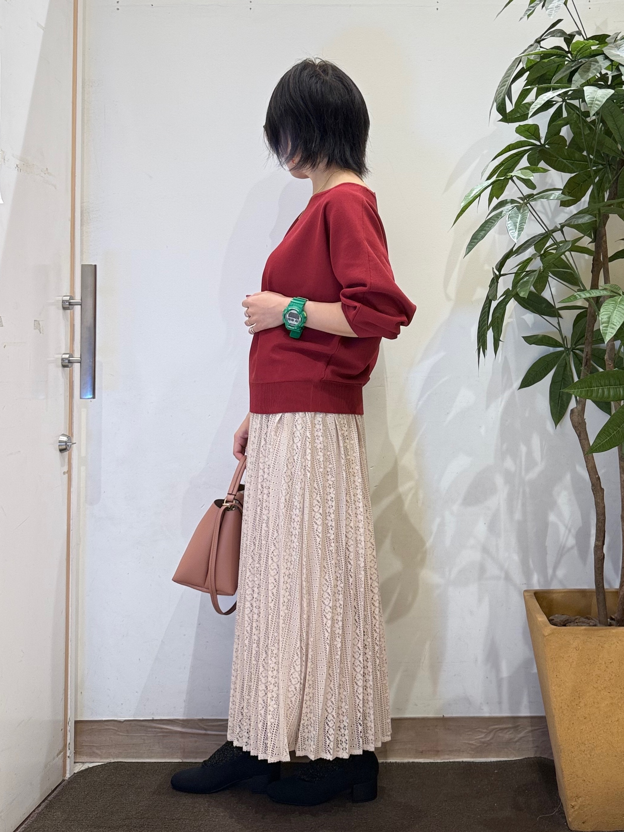misakiさんの「SHOO･LA･RUE｜【洗濯機可】軽やかでさらっとしたタッチ すっきり見えドルマンニット」を使ったコーディネート