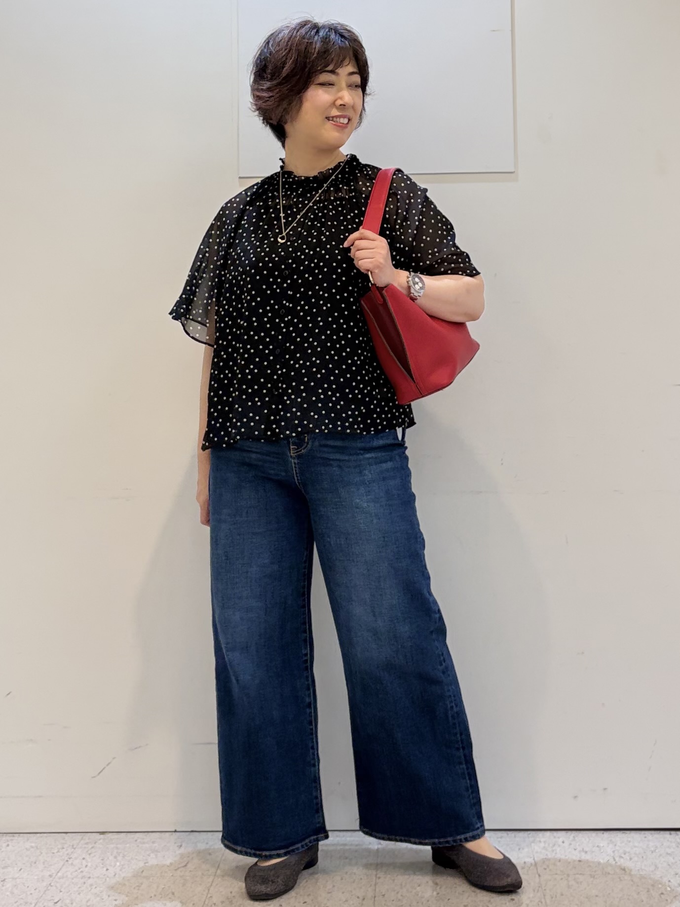 ヤスコさんの「Reflect｜【セットアップ／手洗い可】ドット柄シアーブラウス」を使ったコーディネート