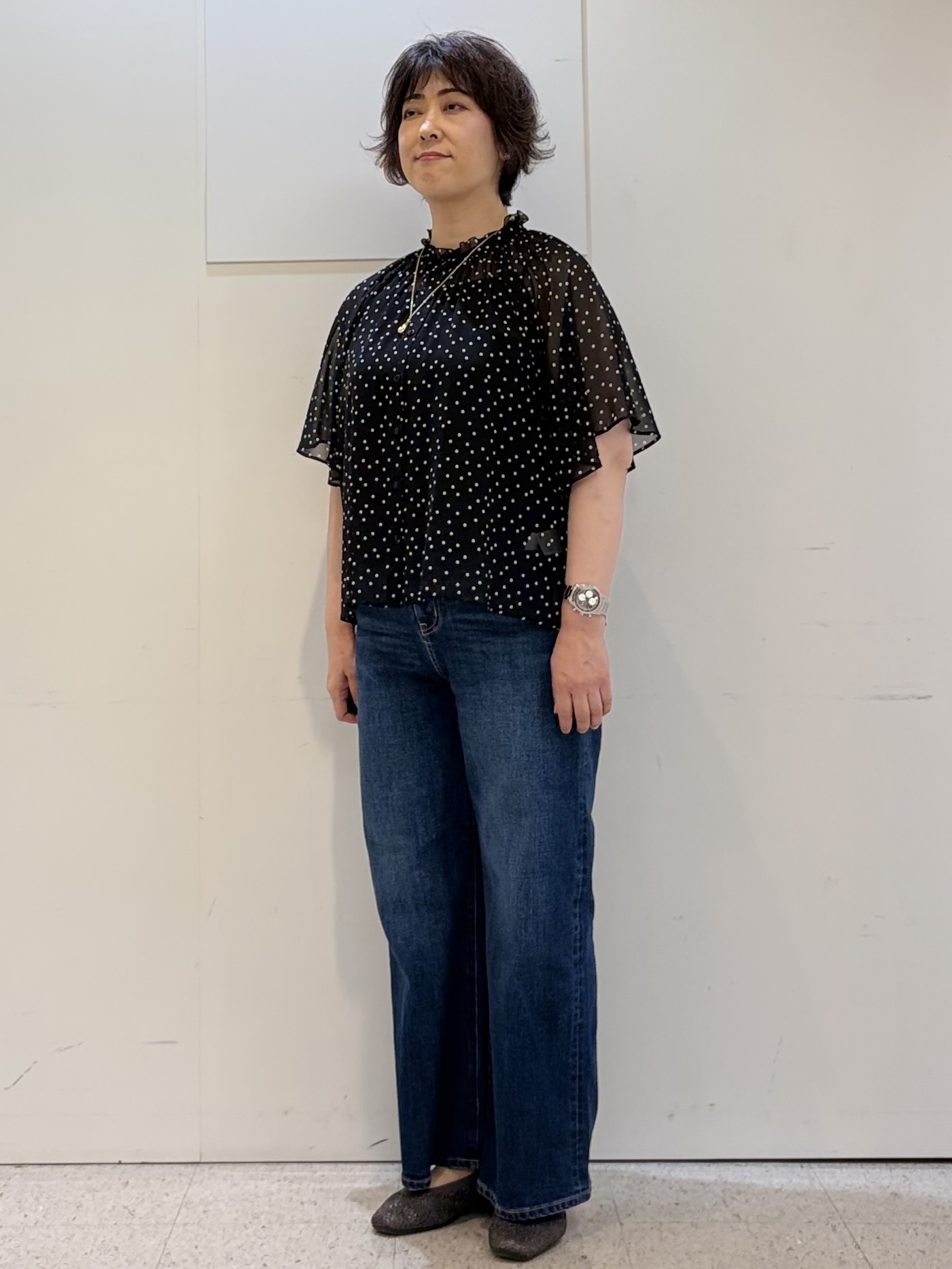 ヤスコさんの「Reflect｜【セットアップ／手洗い可】ドット柄シアーブラウス」を使ったコーディネート