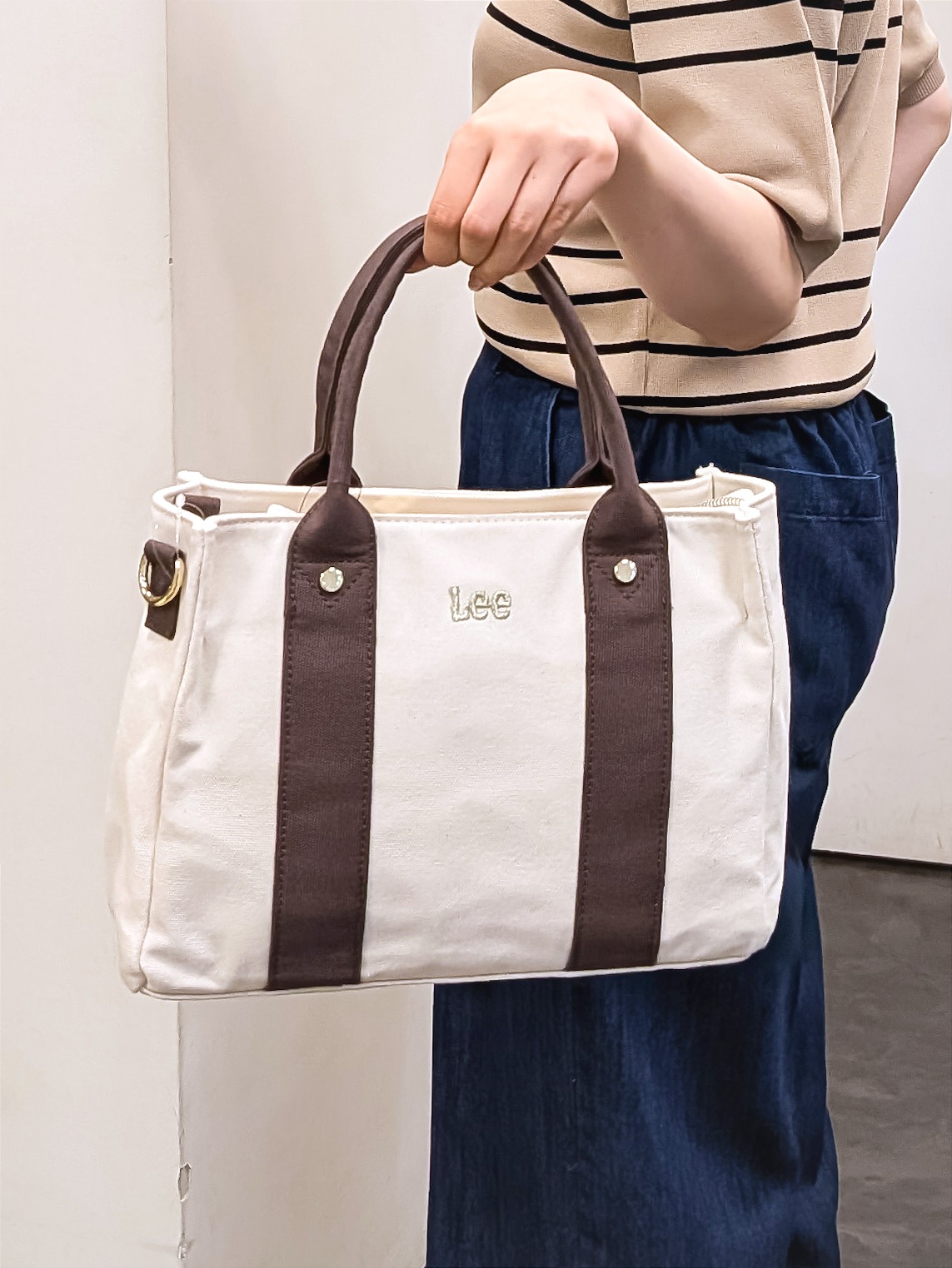 やまちゃんさんの「grove｜ダブルヘムワイドデニムパンツ」を使ったコーディネート