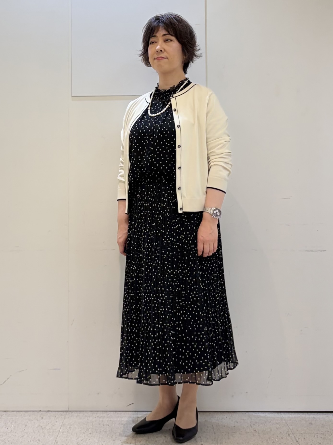 ヤスコさんの「Reflect｜【UVカット／アンサンブル／手洗い可】バイカラーニットカーディガン」を使ったコーディネート