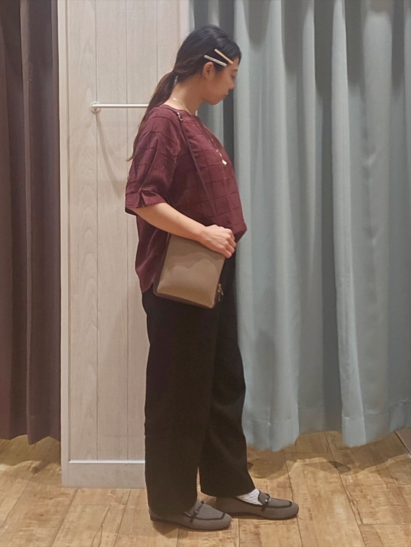 miyaさんの「SHOO･LA･RUE｜【セットアップ可/S-LL】夏でも感じられる秋気分 モールチェックタックスリーブ ブラウス」を使ったコーディネート