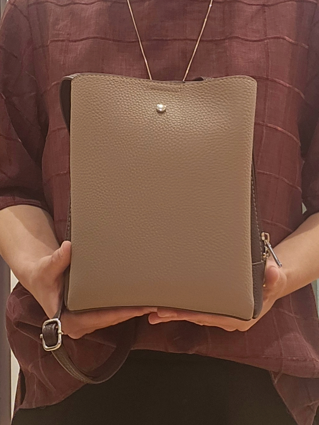 miyaさんの「SHOO･LA･RUE｜【セットアップ可/S-LL】夏でも感じられる秋気分 モールチェックタックスリーブ ブラウス」を使ったコーディネート