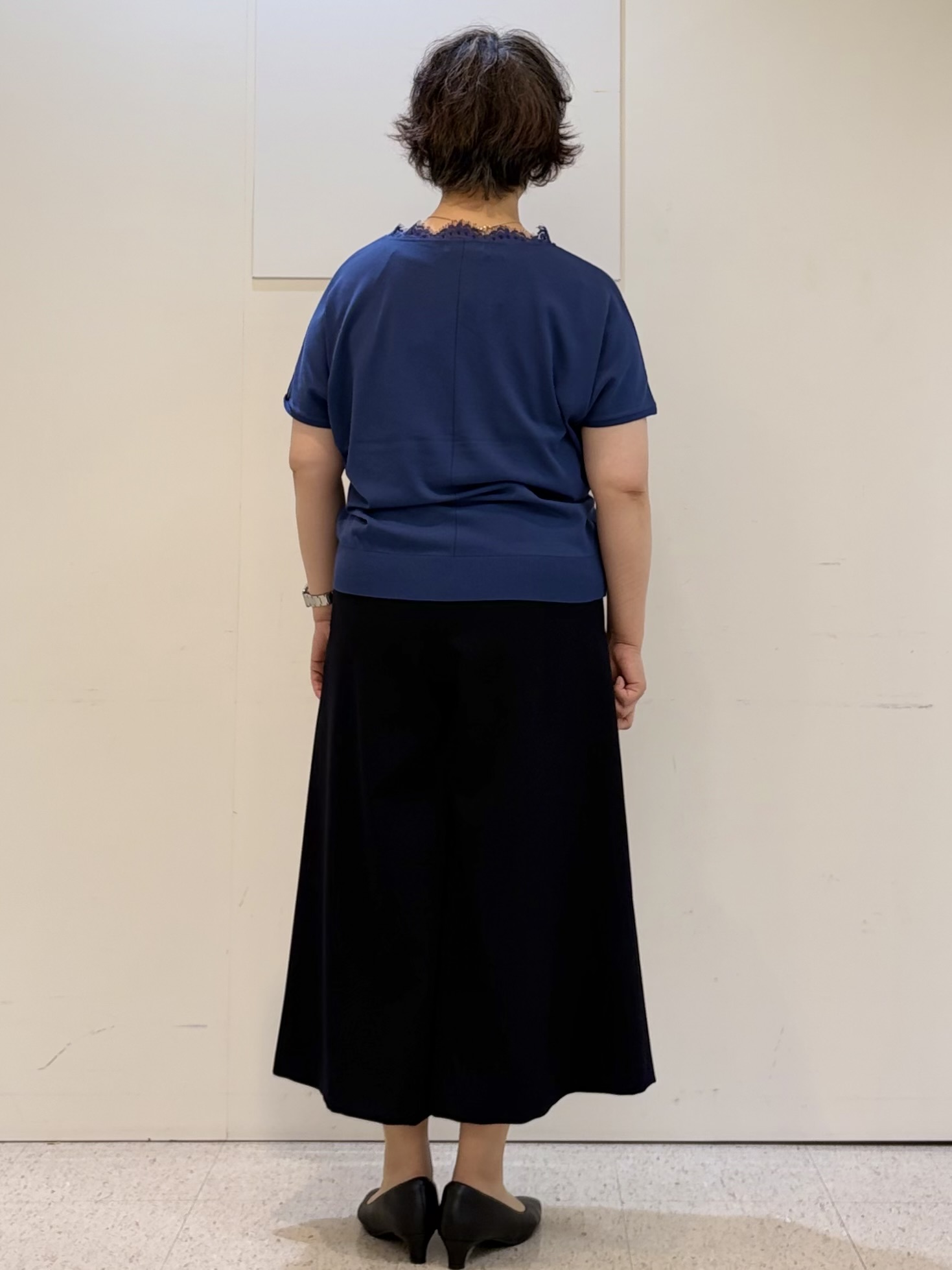 ヤスコさんの「Reflect｜【二の腕カバー／手洗い可】ネックレース フレンチスリーブニット」を使ったコーディネート