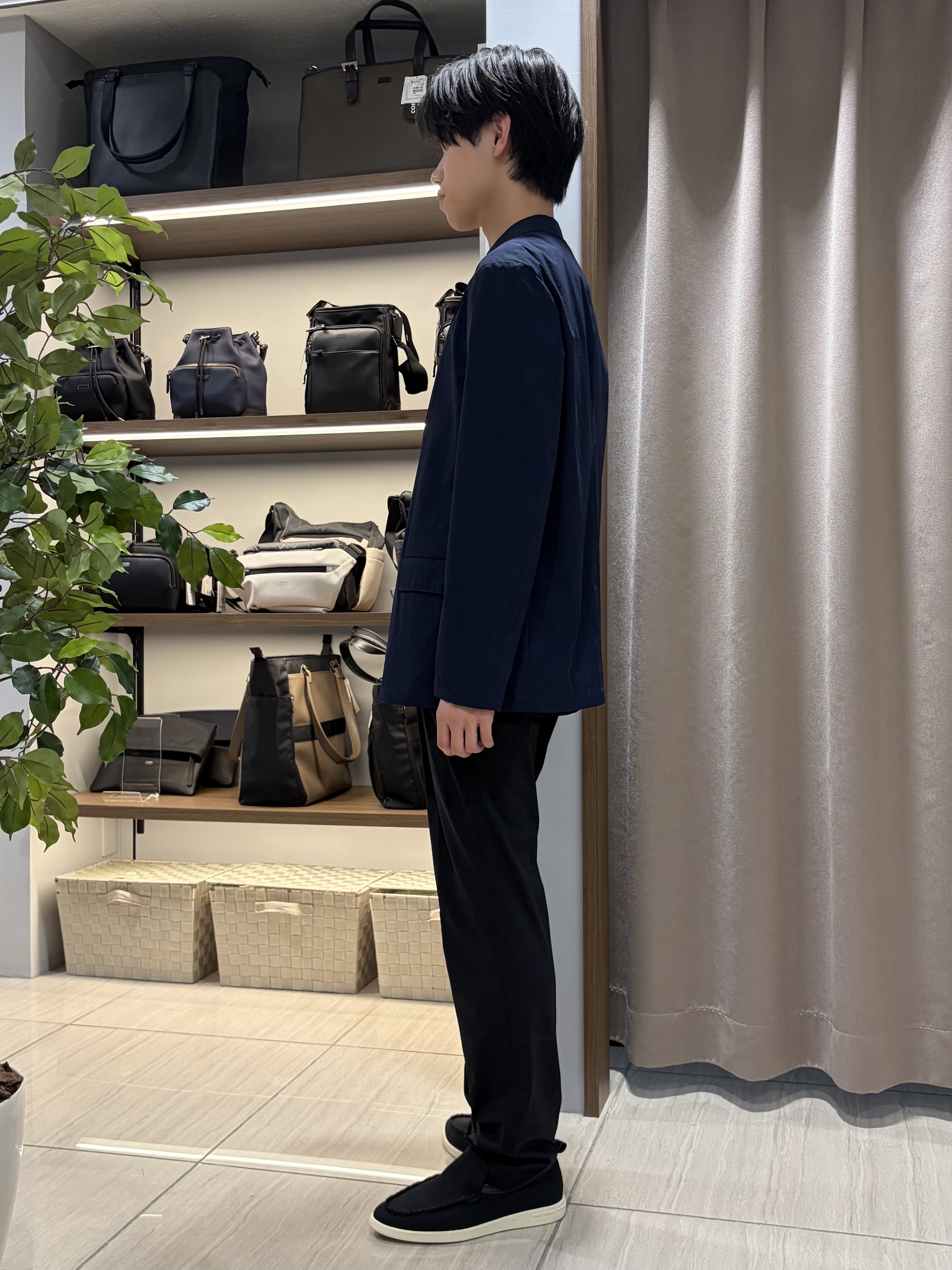hiroさんの「TAKEO KIKUCHI｜3Dナイロン ジャケット」を使ったコーディネート