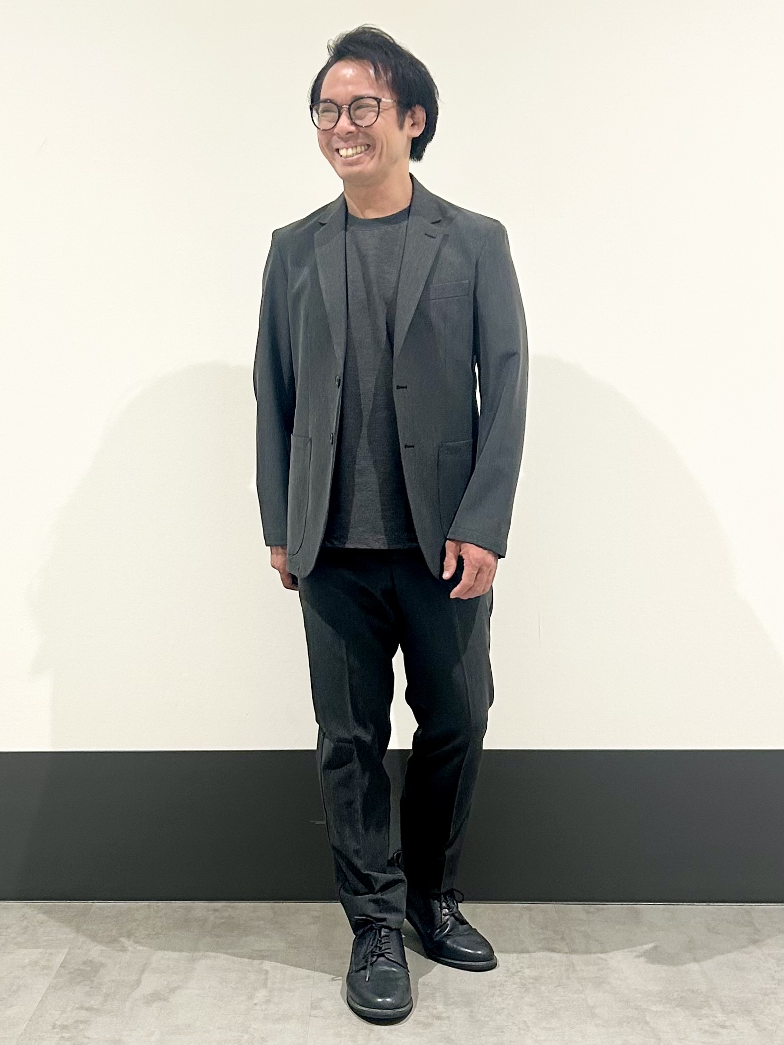 KENJI Iさんの「THE SHOP TK｜【ストレッチ／洗濯機OK／セットアップ可】デニムライク ジャケット」を使ったコーディネート