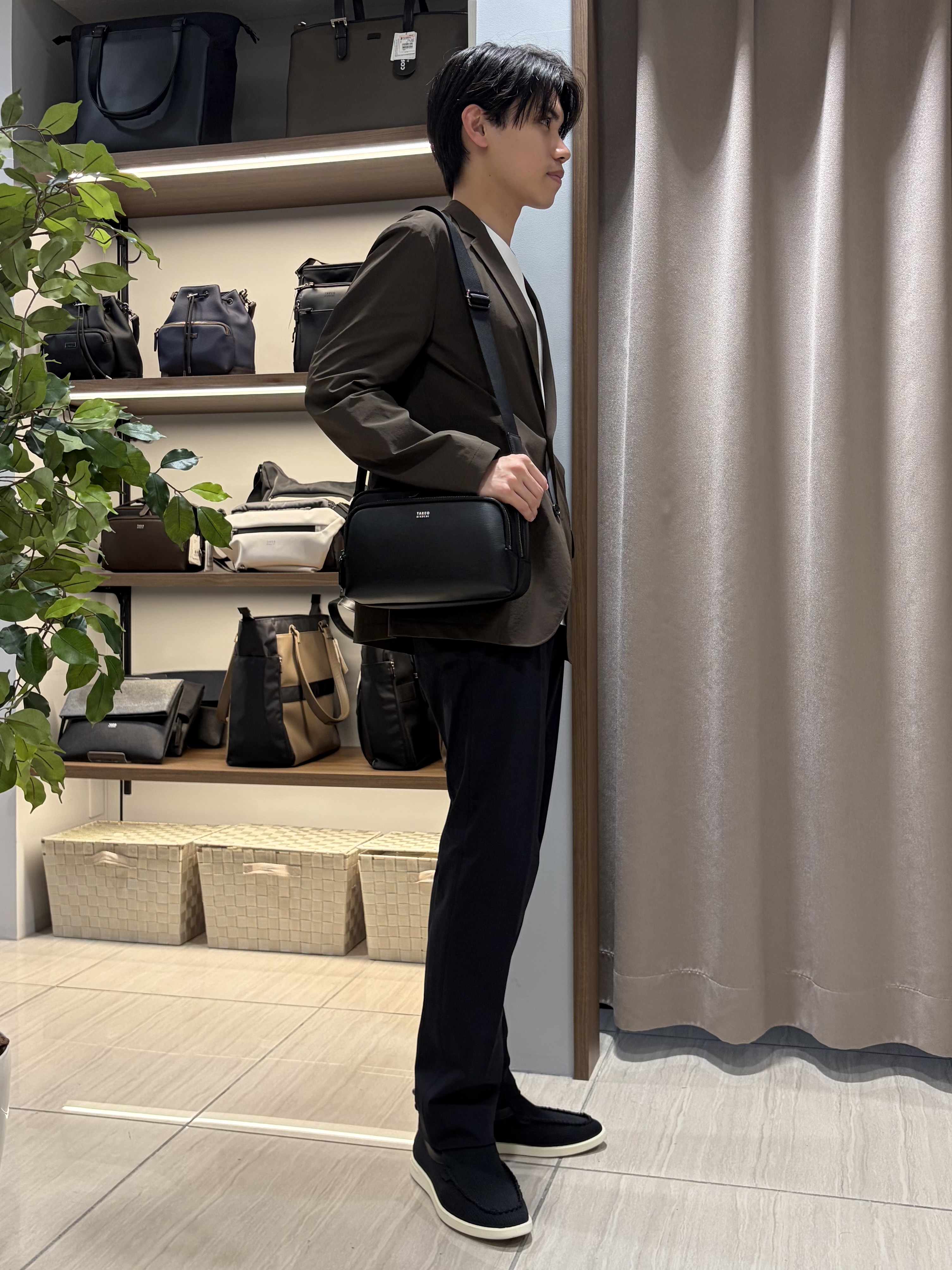 hiroさんの「TAKEO KIKUCHI｜3Dナイロン ジャケット」を使ったコーディネート
