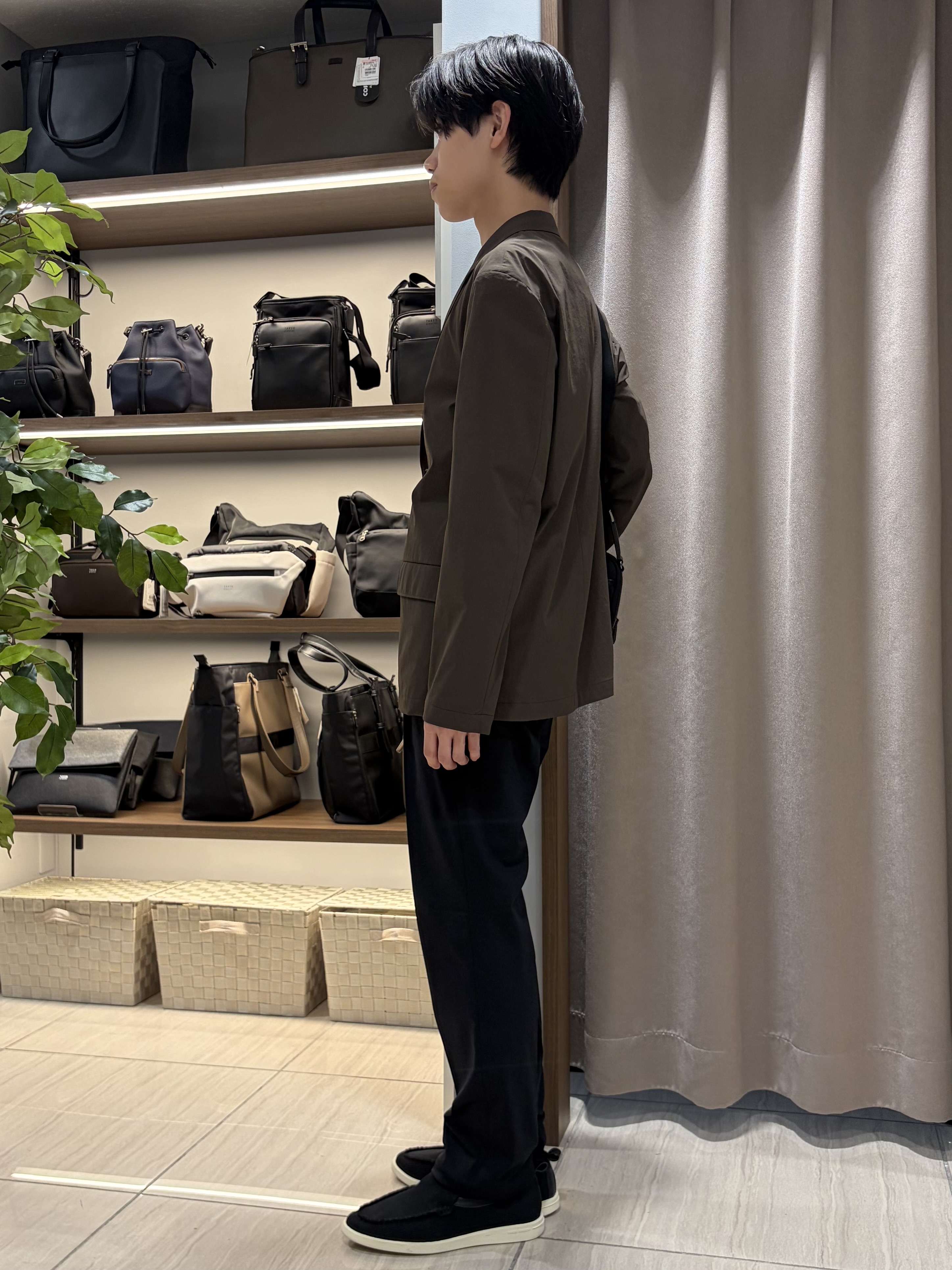 hiroさんの「TAKEO KIKUCHI｜3Dナイロン ジャケット」を使ったコーディネート