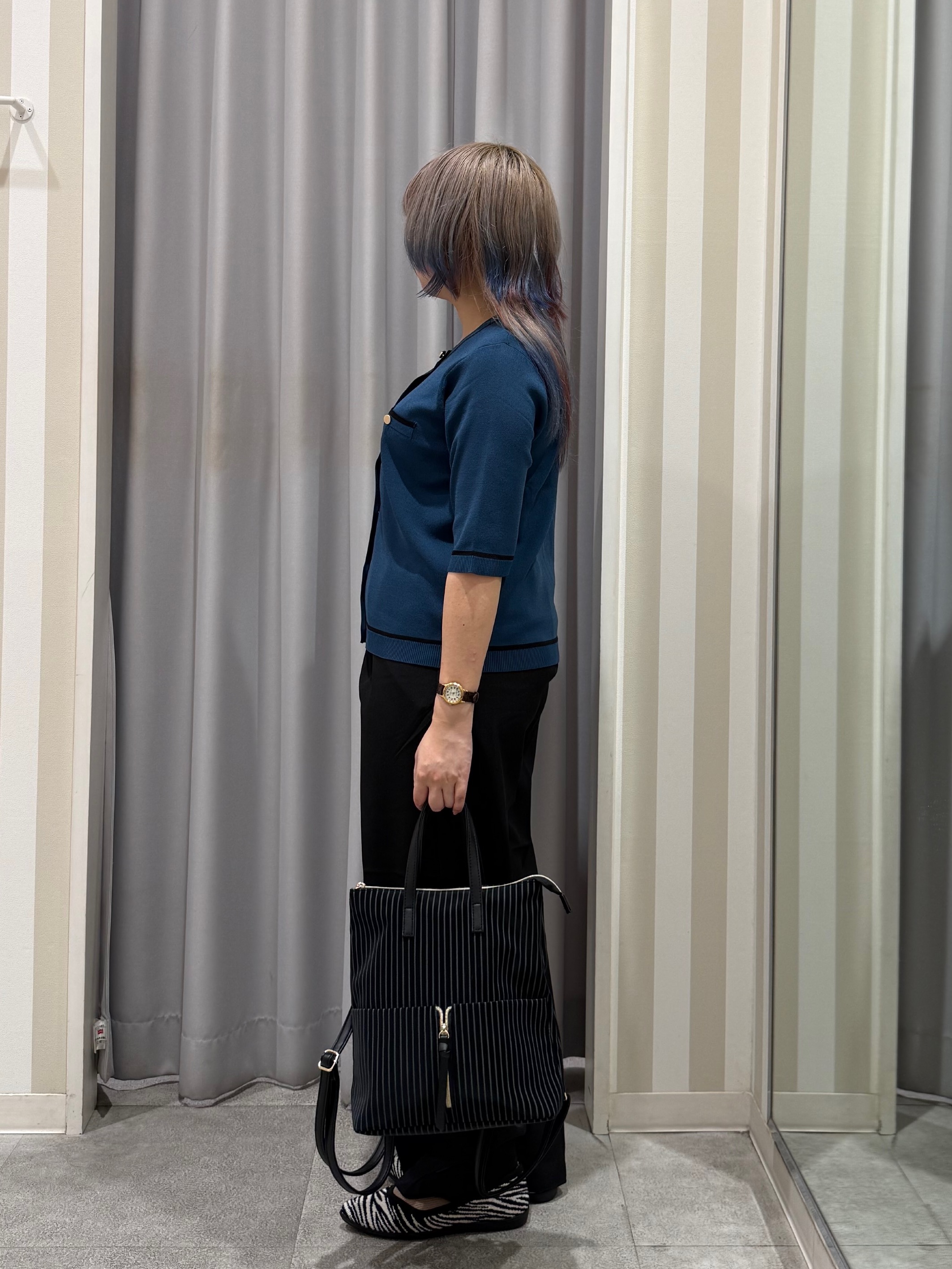 sakinoさんの「SHOO･LA･RUE｜【ひんやり/UV/S-LL/洗濯機可】毛玉になりにくい 配色5分袖カーディガン」を使ったコーディネート