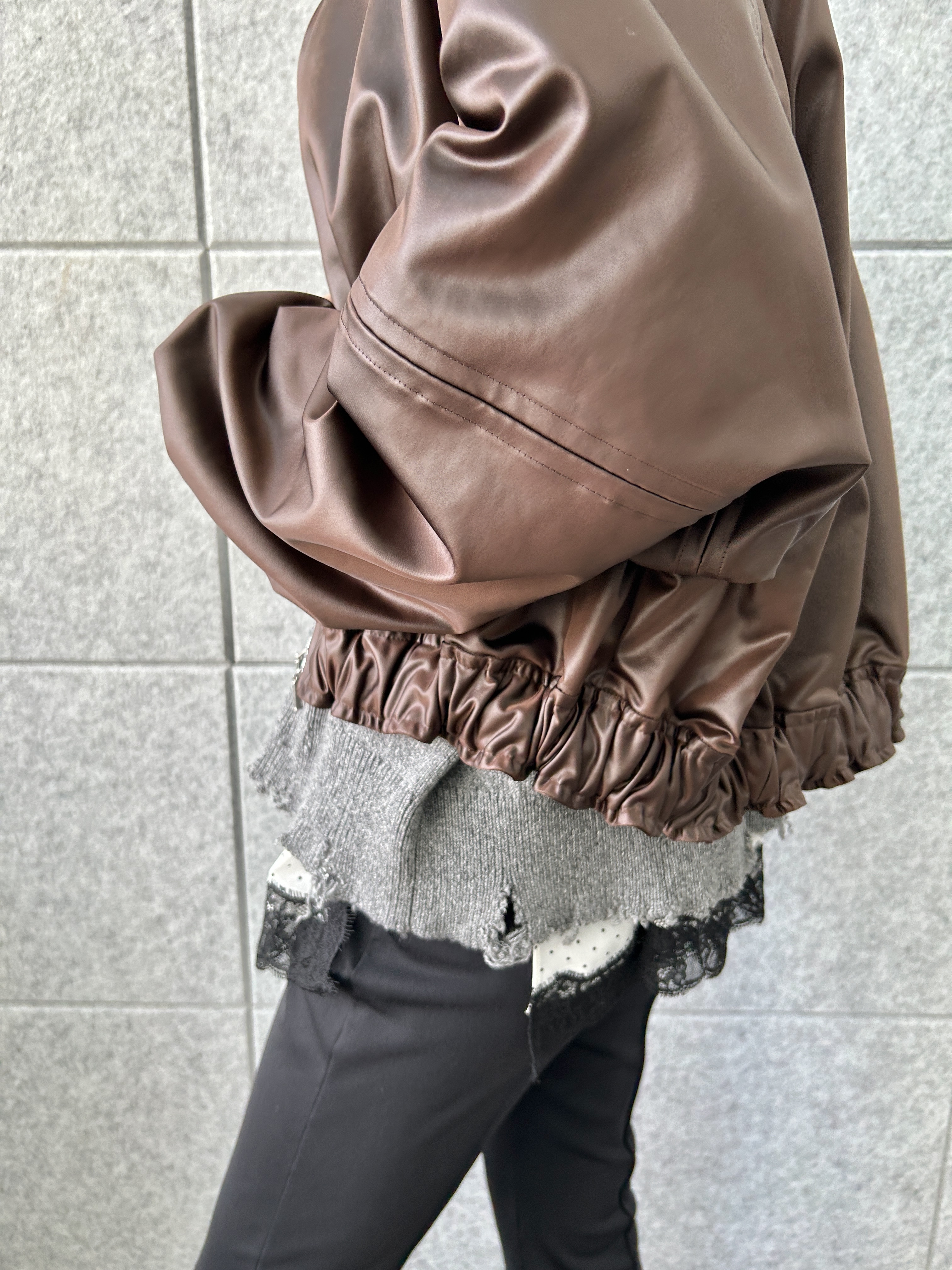harunaさんの「CODE A｜【Re】satin bomber jacket」を使ったコーディネート
