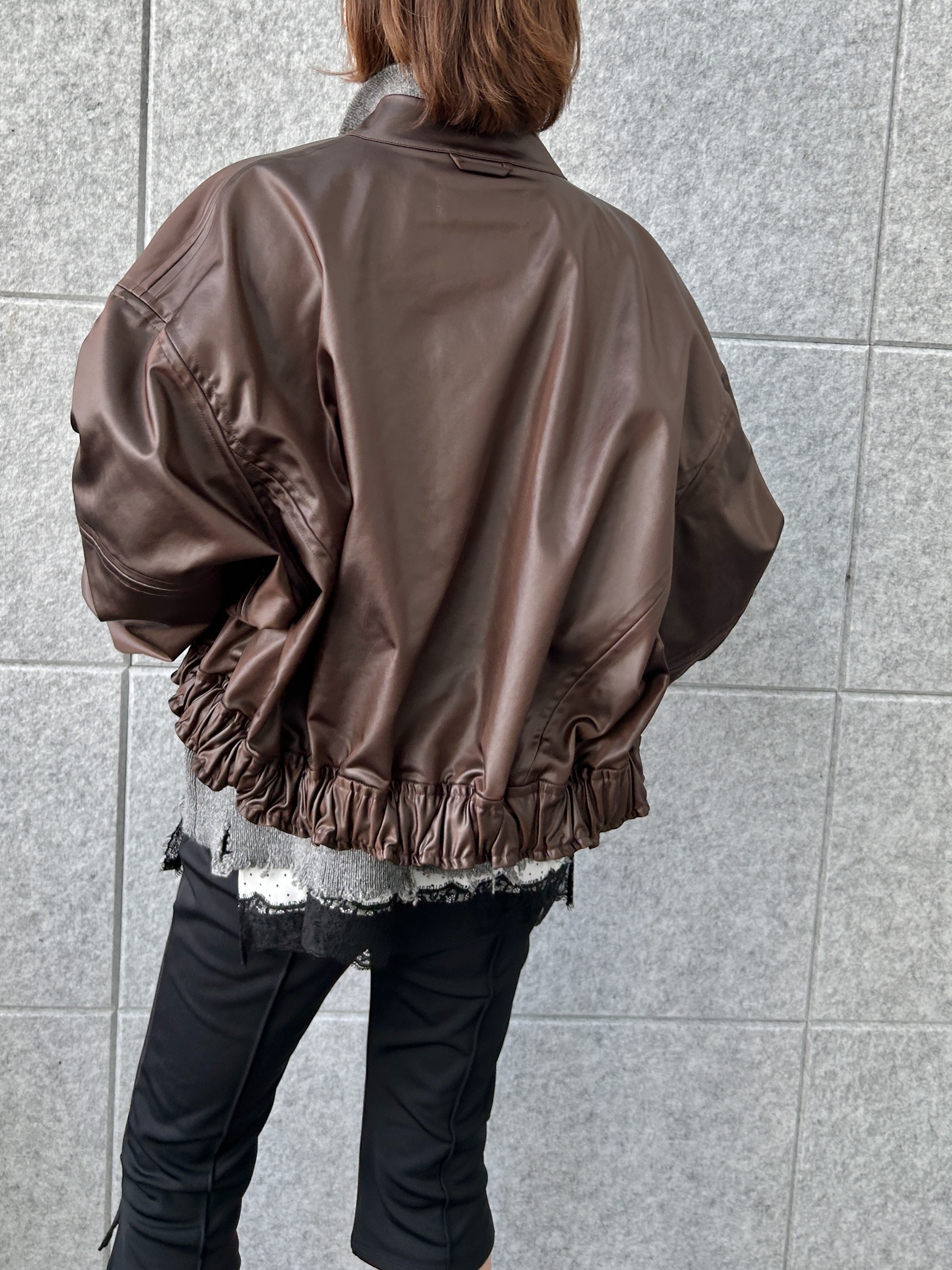 harunaさんの「CODE A｜【Re】satin bomber jacket」を使ったコーディネート