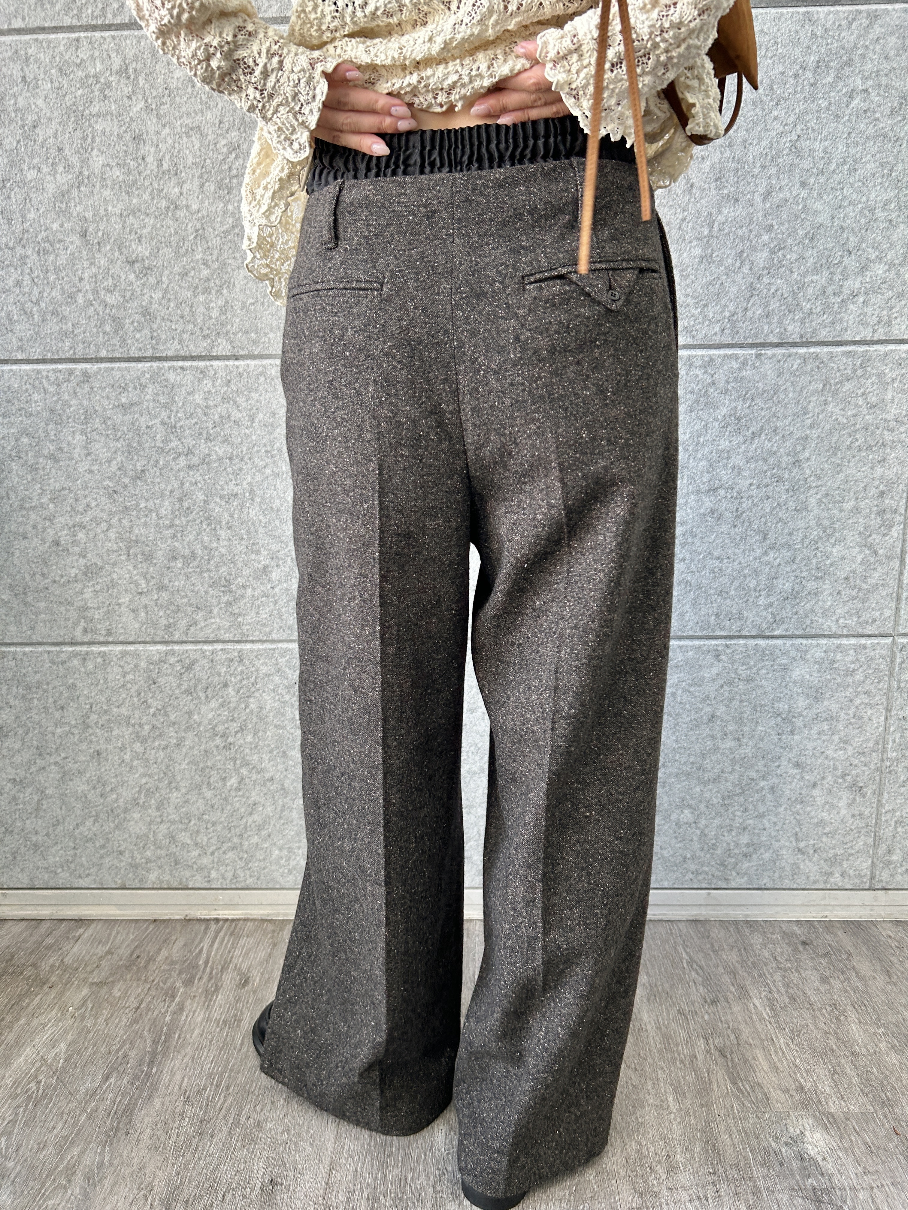 harunaさんの「CODE A｜【Re】fluffy lace blouse」を使ったコーディネート