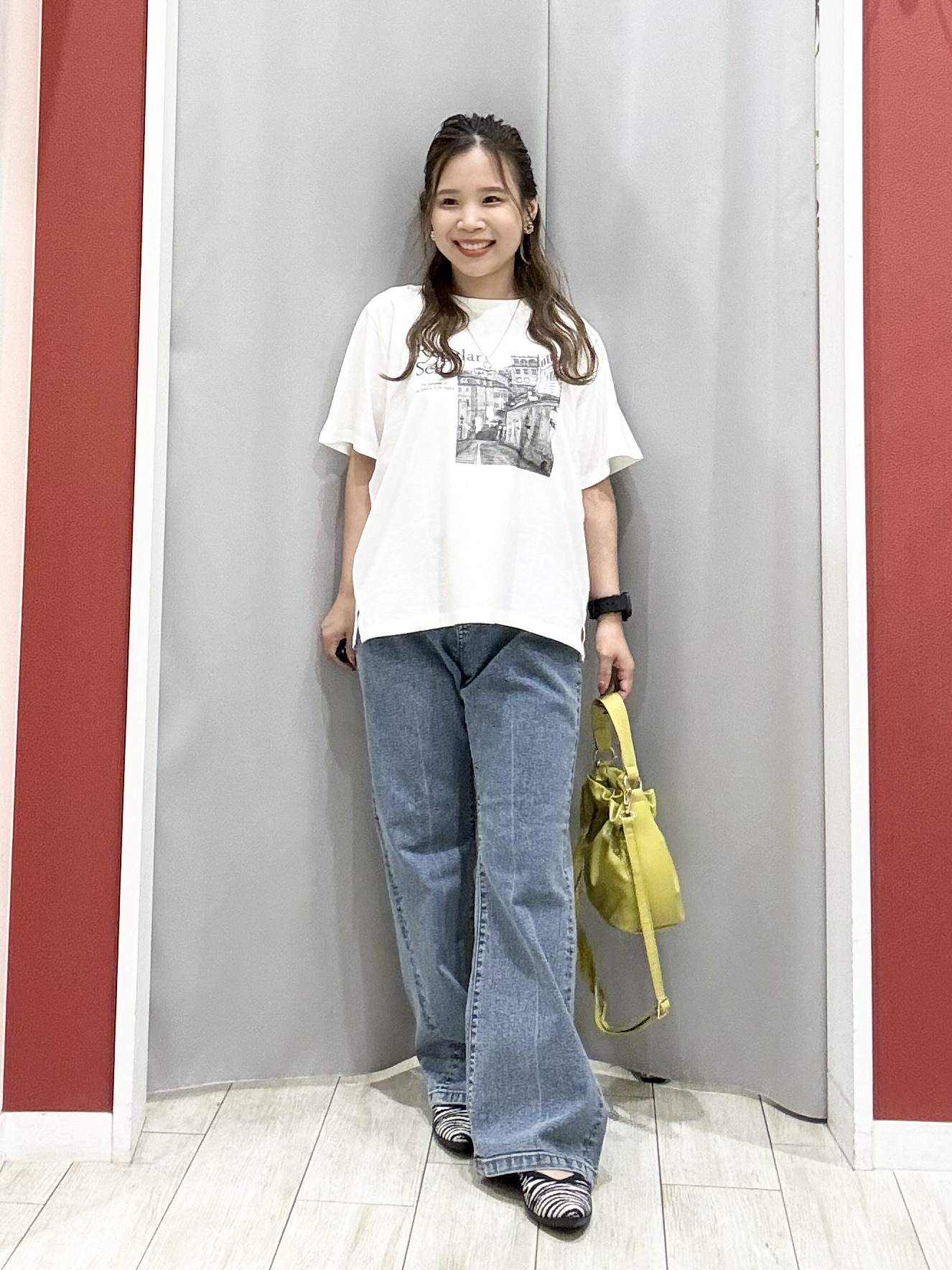 shioさんの「SHOO･LA･RUE｜【セットアップ可/洗濯機可】軽やかに羽織れる スポンディッシュ ニットカーディガン」を使ったコーディネート
