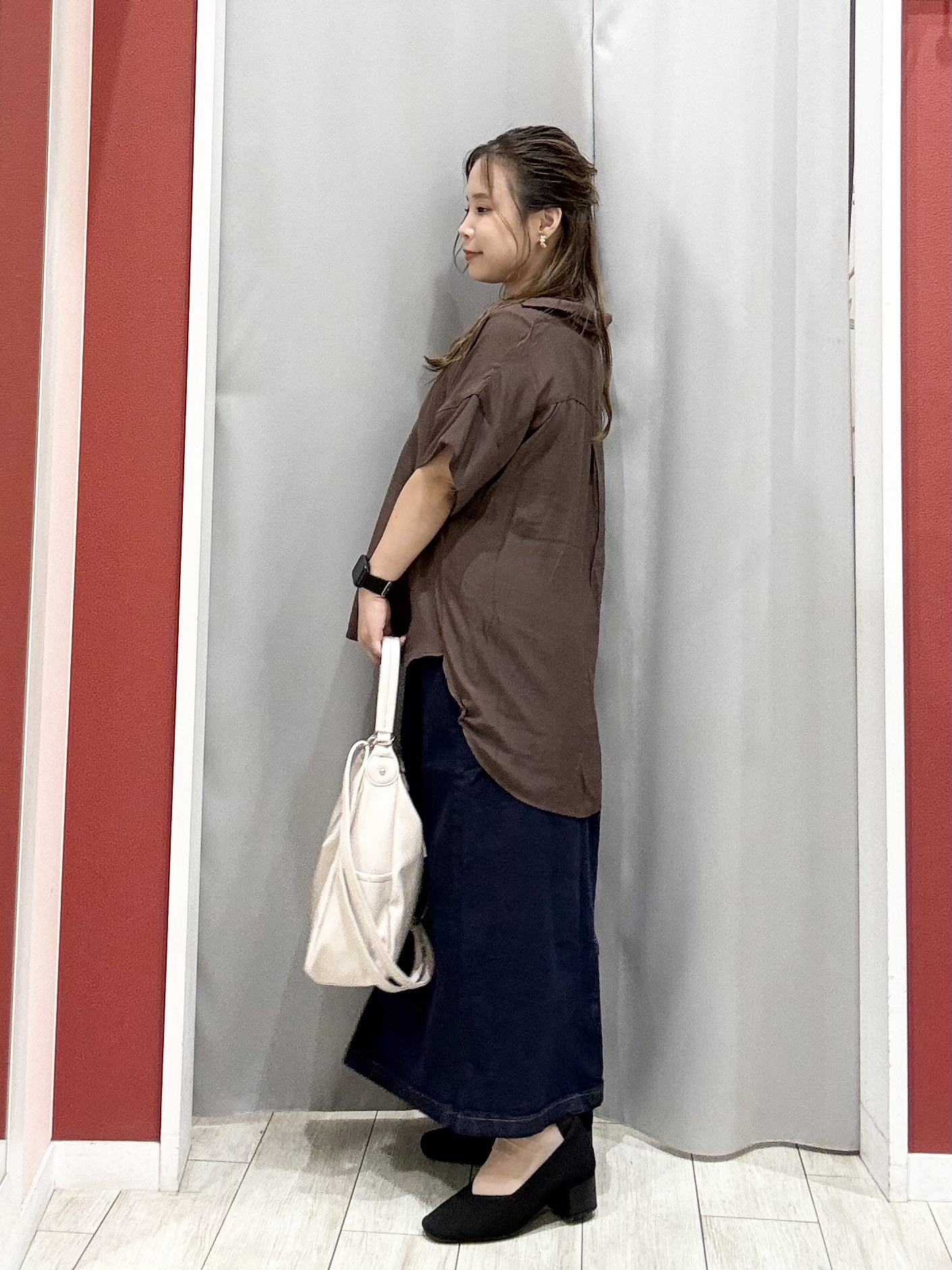 shioさんの「SHOO･LA･RUE｜【2点セット/S-LL/洗濯機可】時短でコーデ決まる スラブスキッパーシャツ＋タンクトップ」を使ったコーディネート