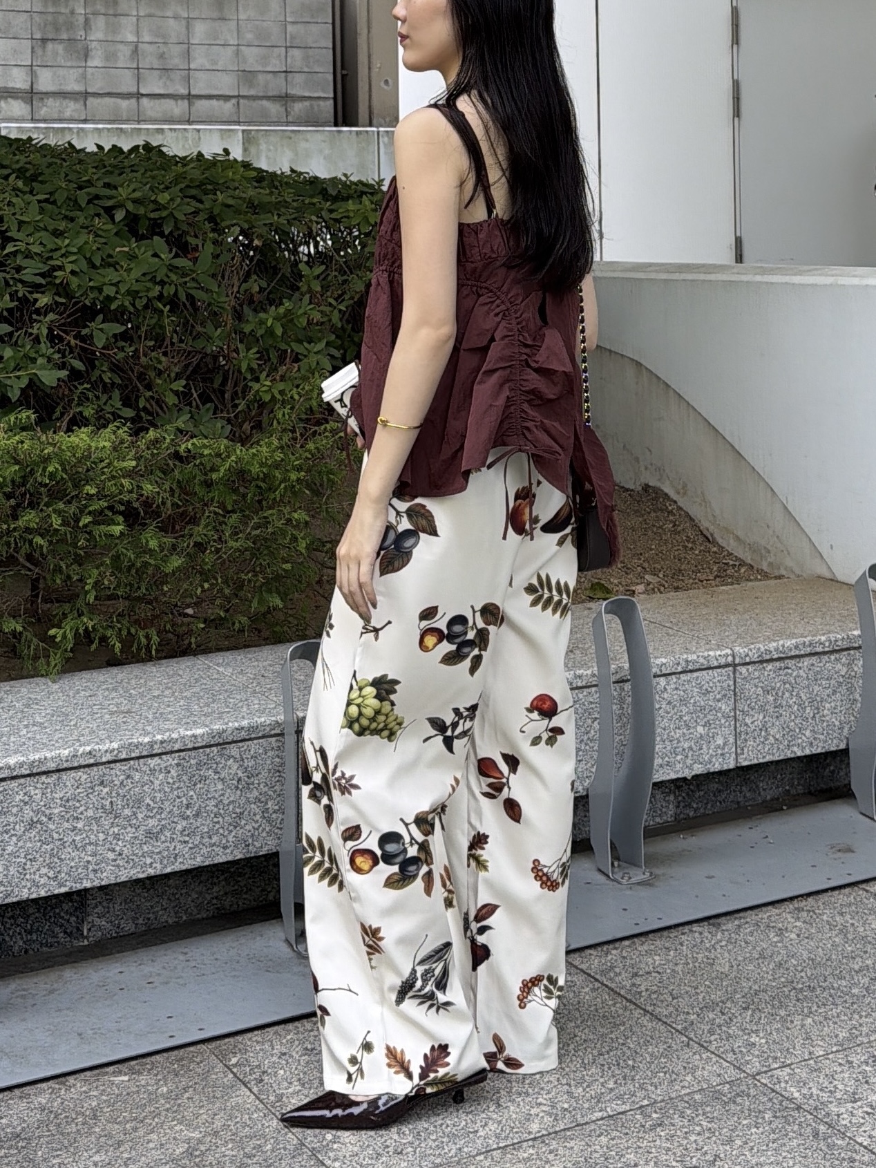 rinaさんの「INDIVI｜ナイロンギャザービスチェ」を使ったコーディネート