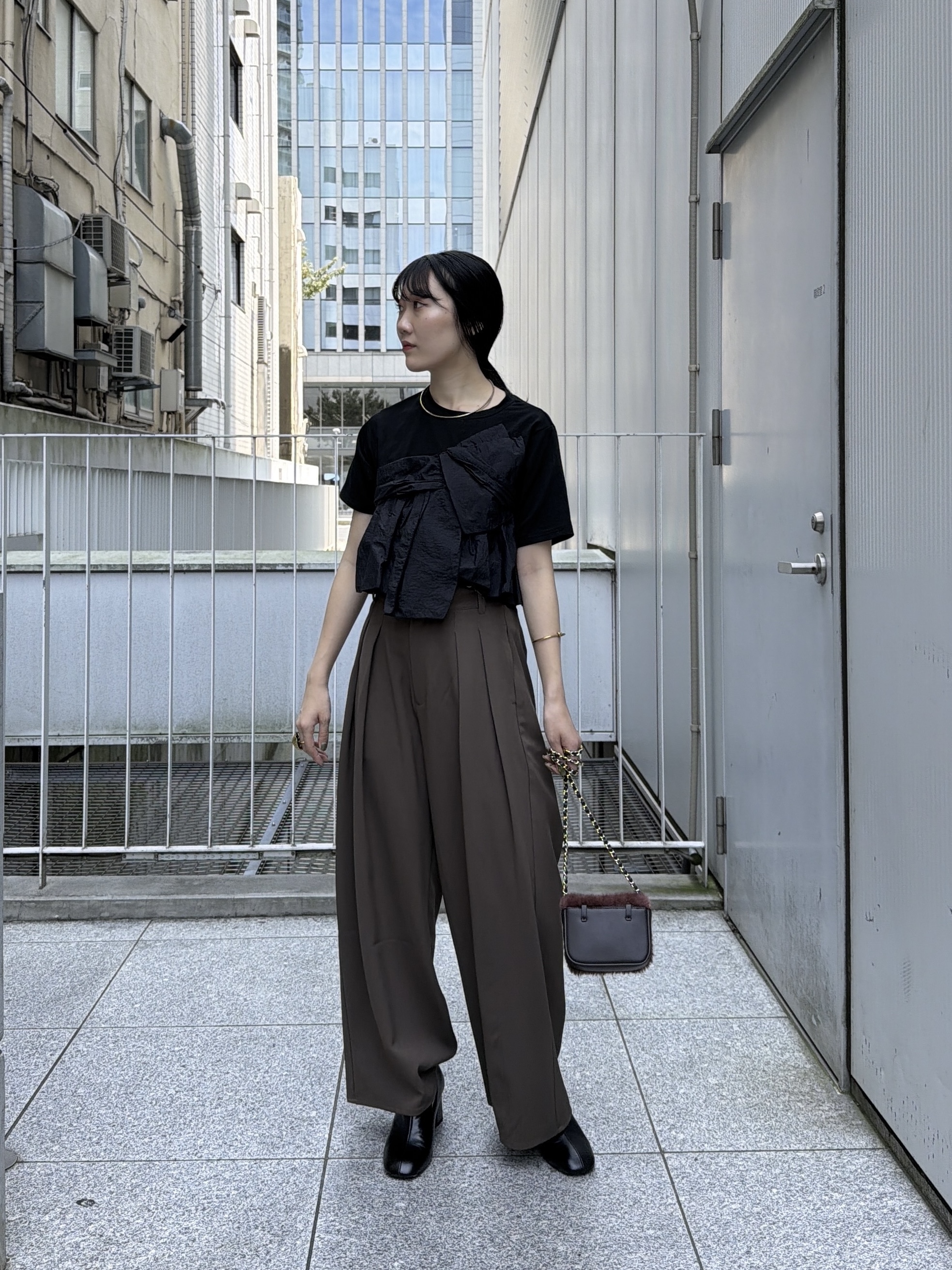 rinaさんの「INDIVI｜ツイストドッキングTシャツ」を使ったコーディネート
